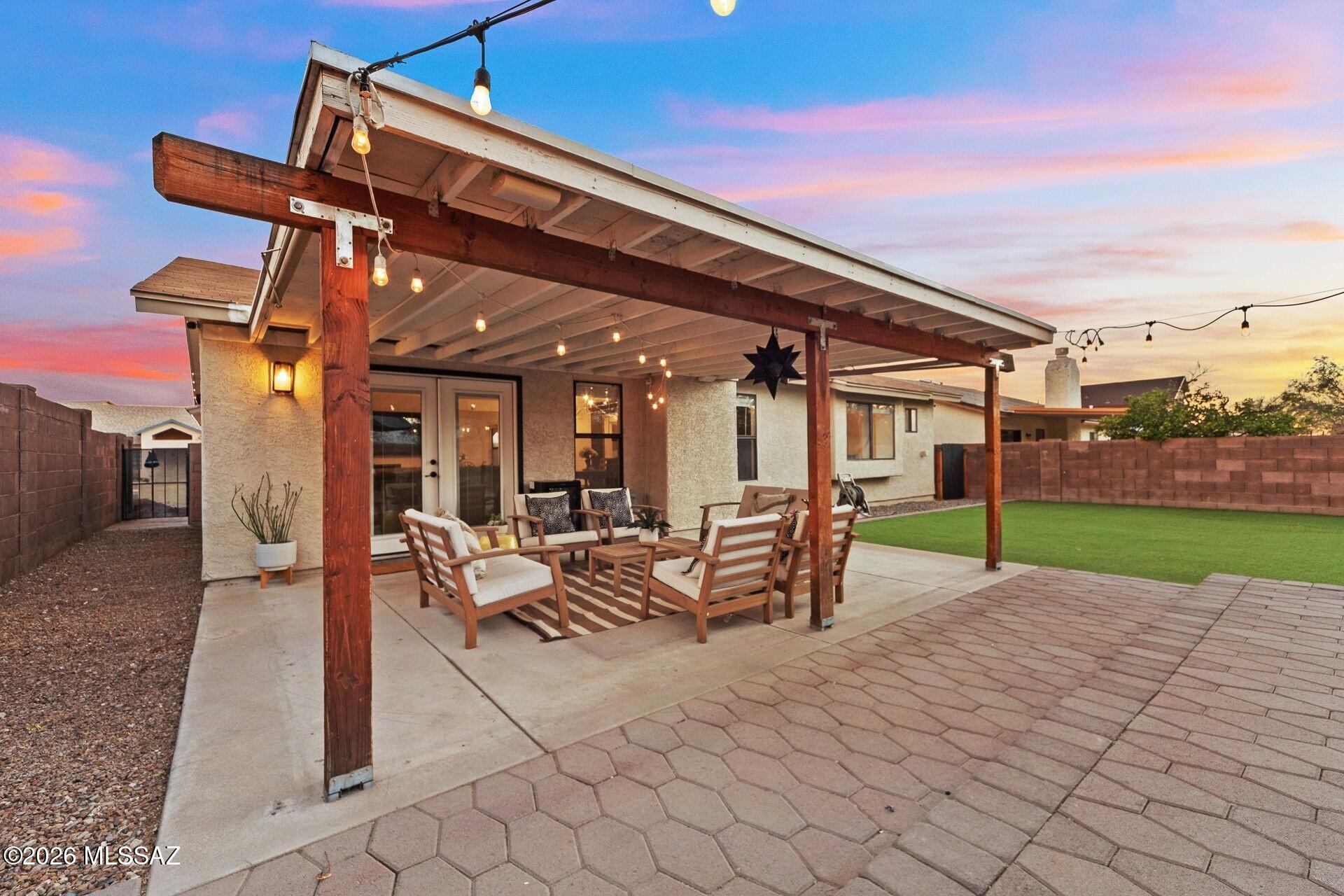 10209 E Foxmoor Drive