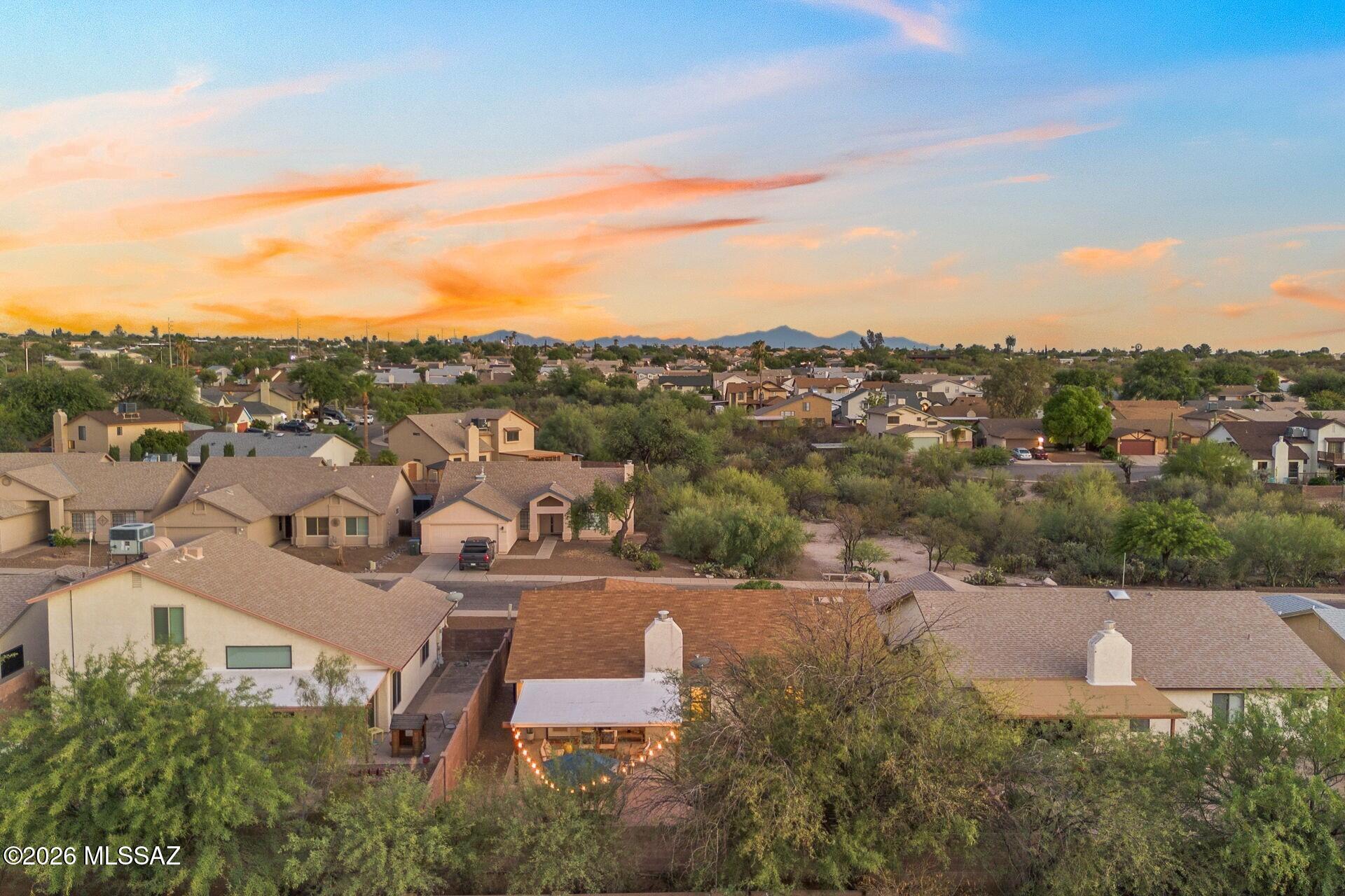 10209 E Foxmoor Drive