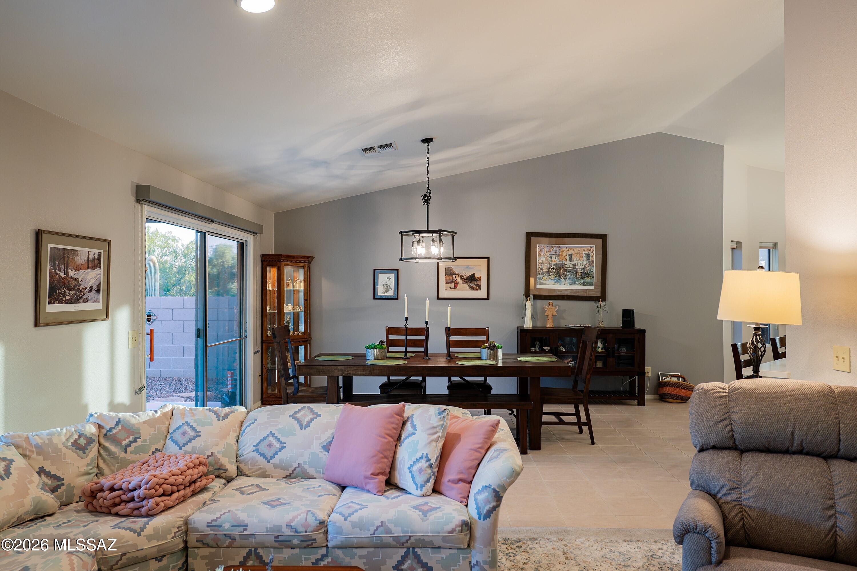 38243 S Golf Course Drive