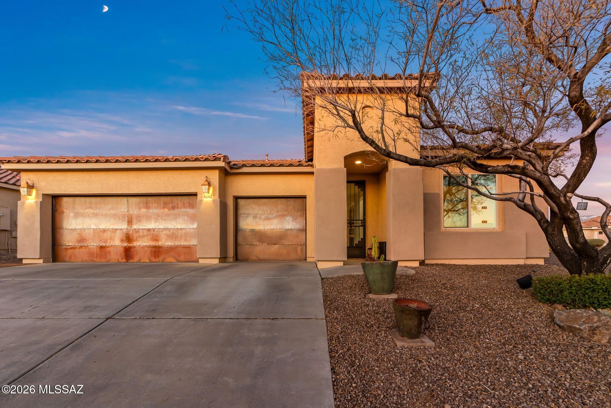4292 W Thunder Ranch Place