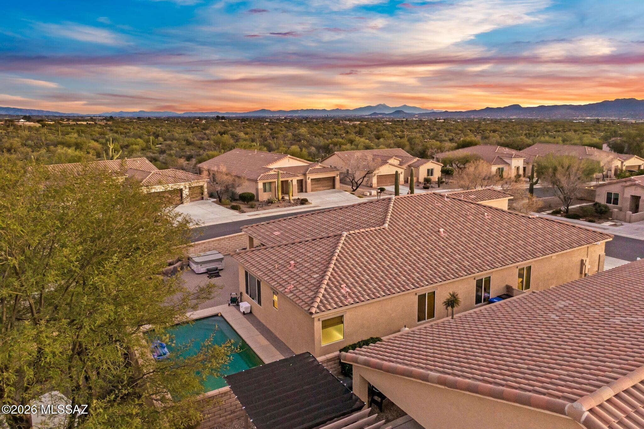 4292 W Thunder Ranch Place