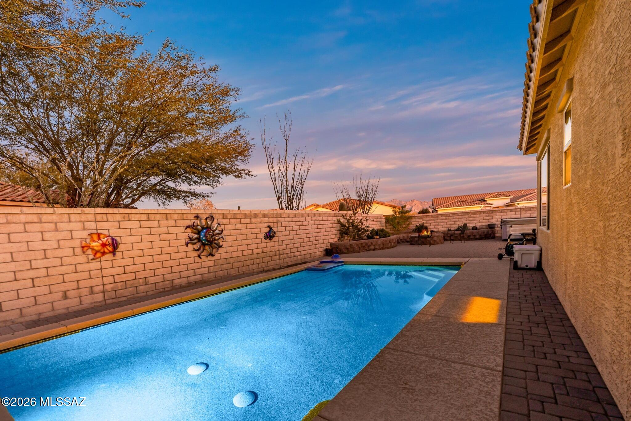 4292 W Thunder Ranch Place