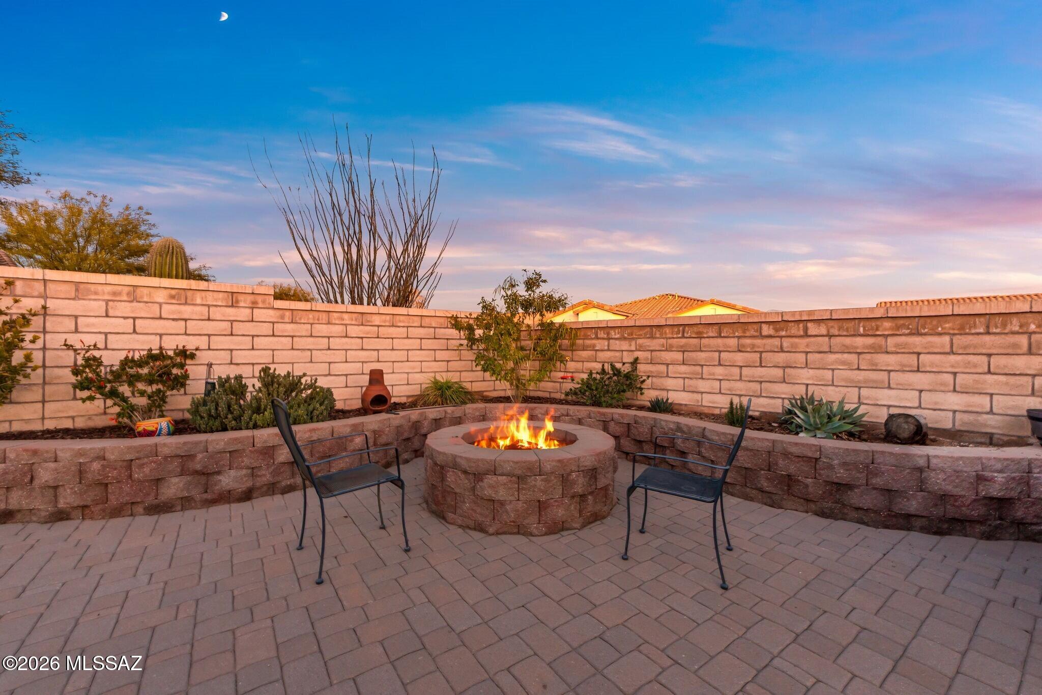 4292 W Thunder Ranch Place