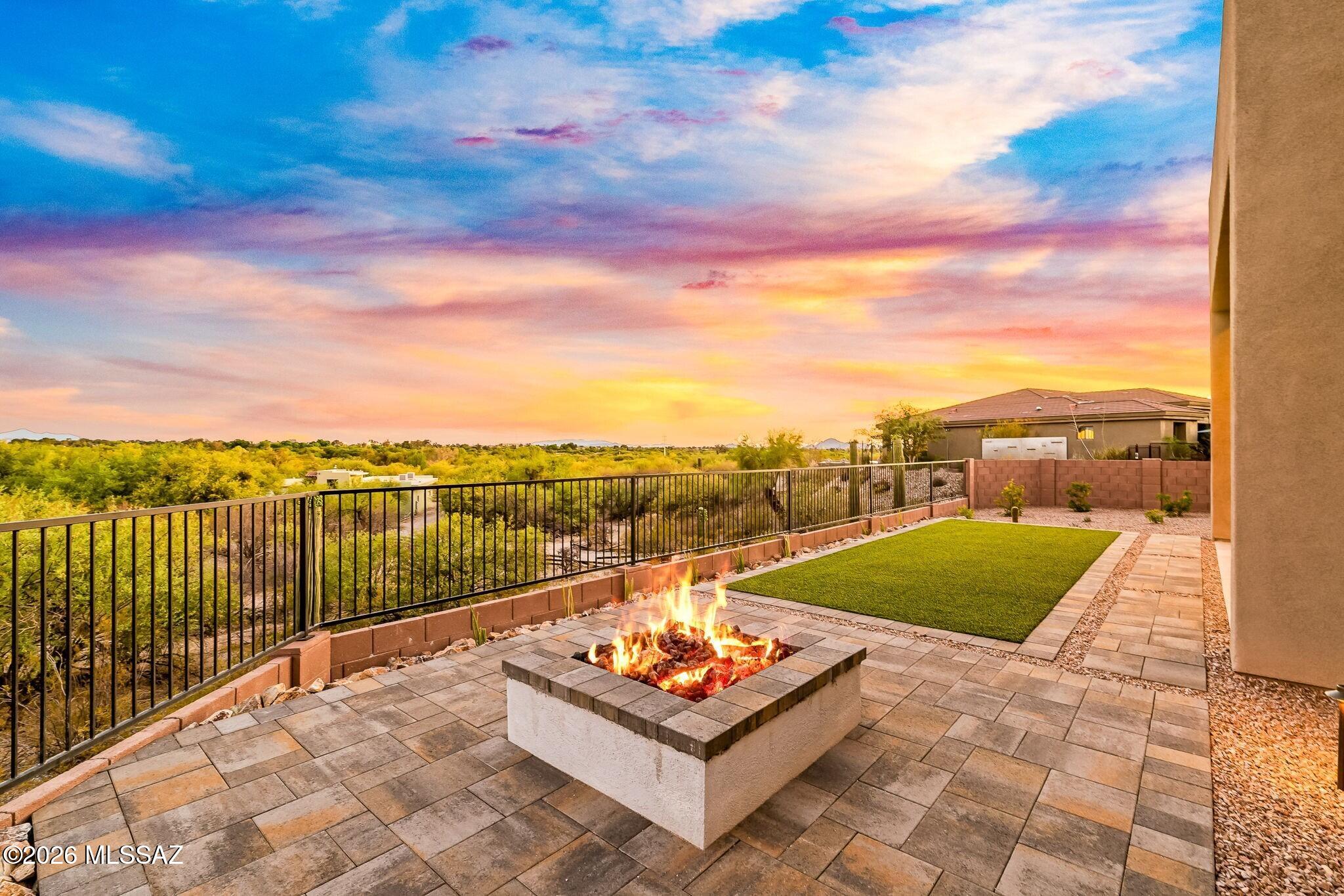 3560 N San Sebastián Drive 12