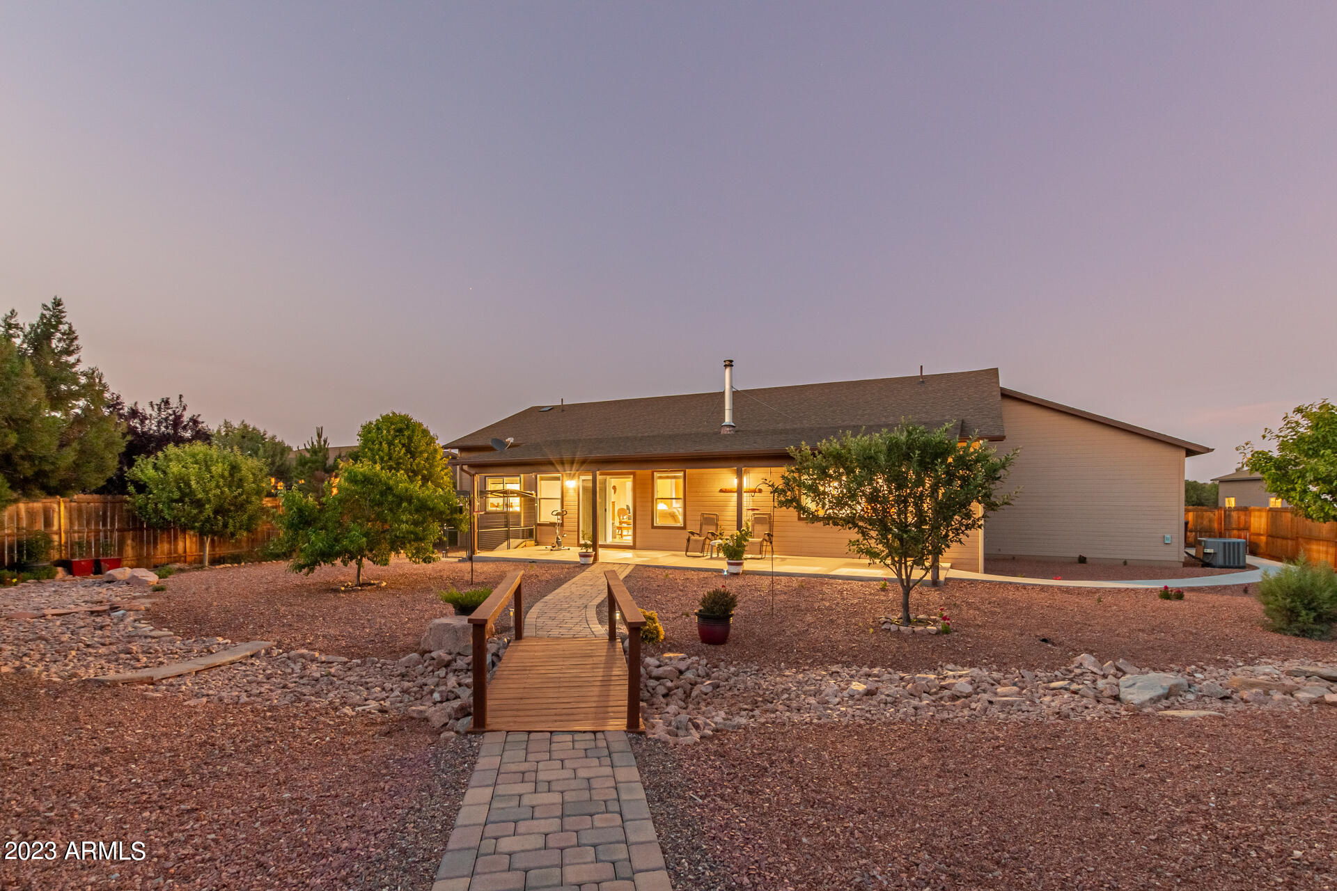 1700 W DAVIDSON Circle