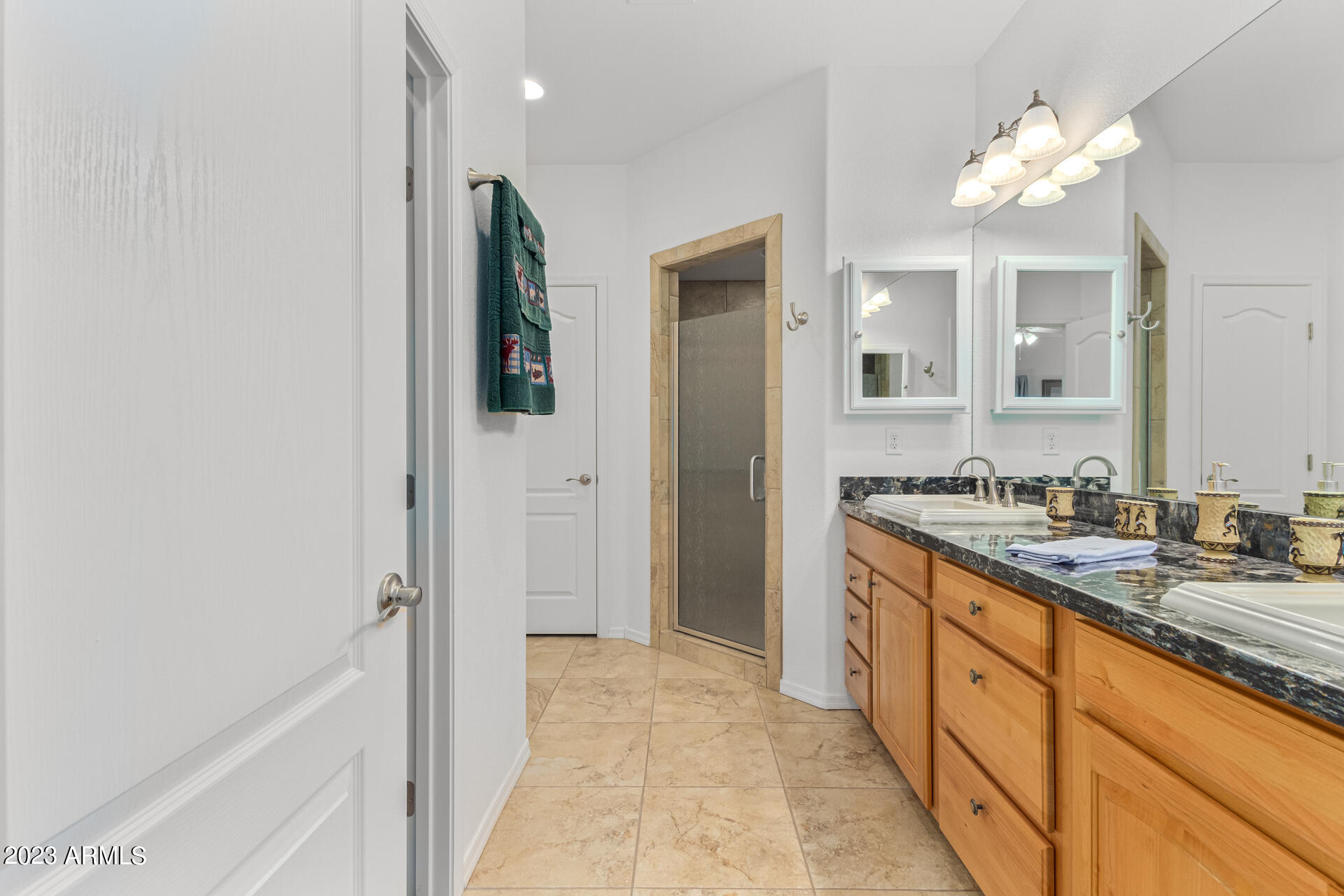 1700 W DAVIDSON Circle