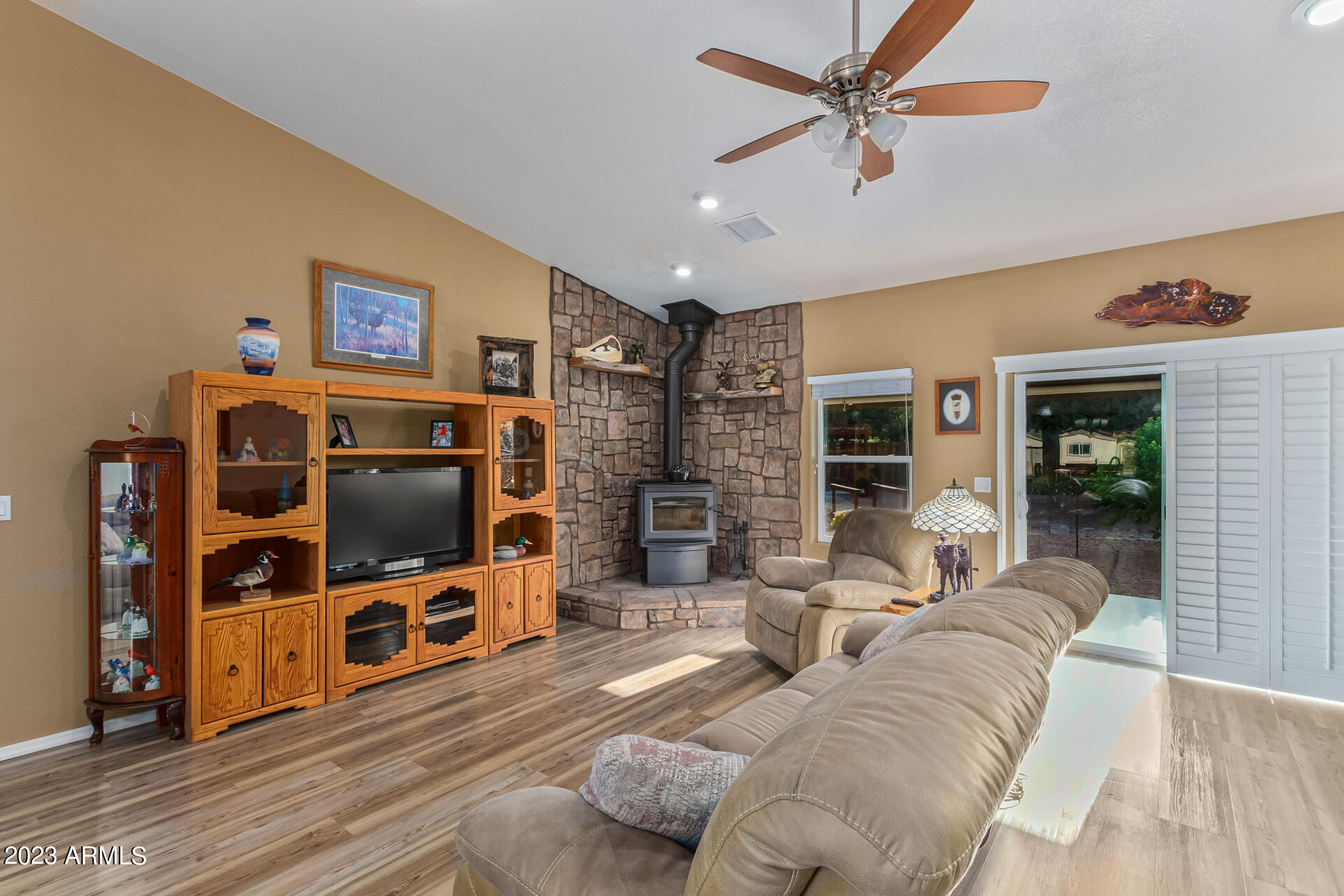 1700 W DAVIDSON Circle