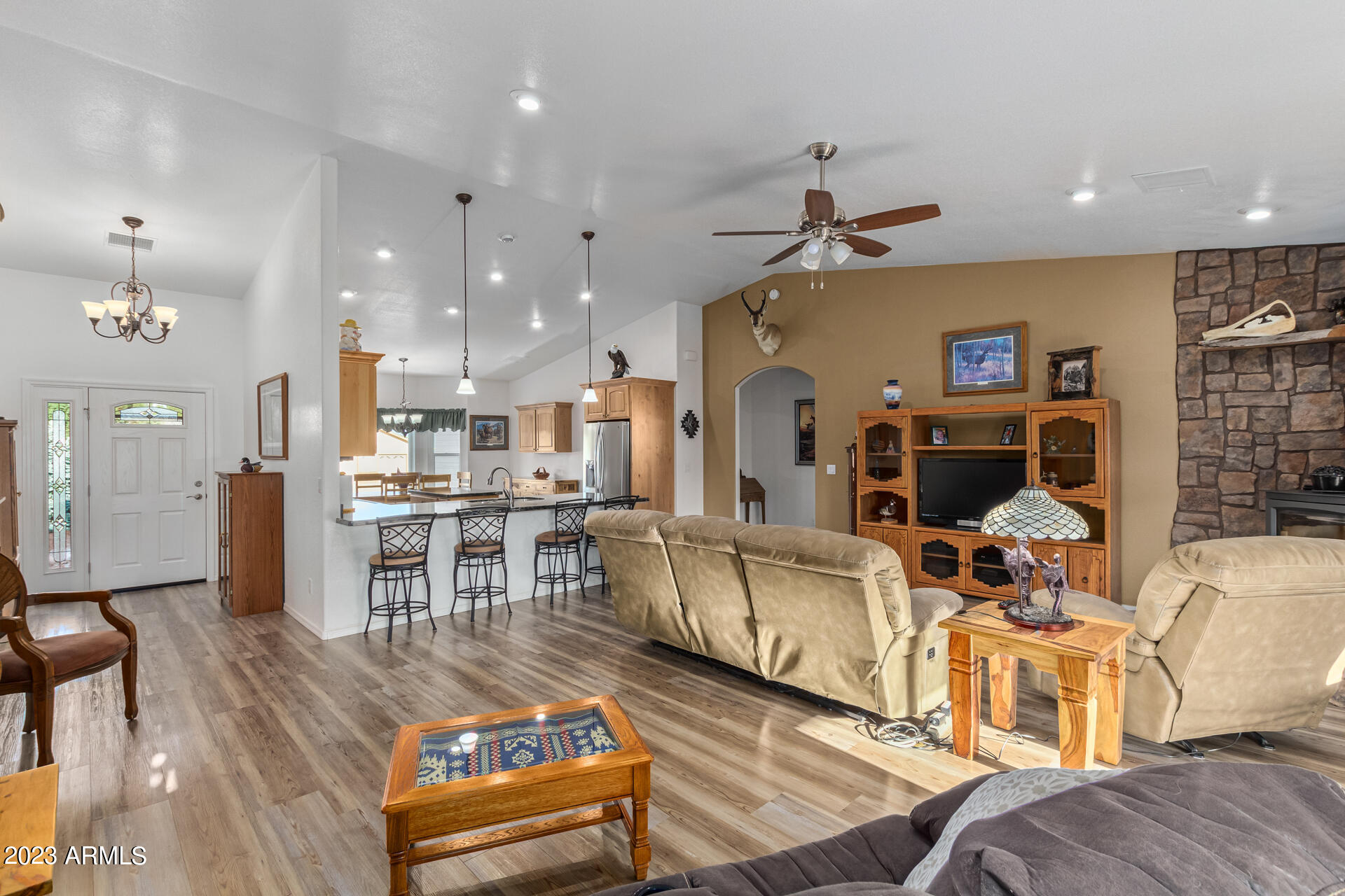 1700 W DAVIDSON Circle
