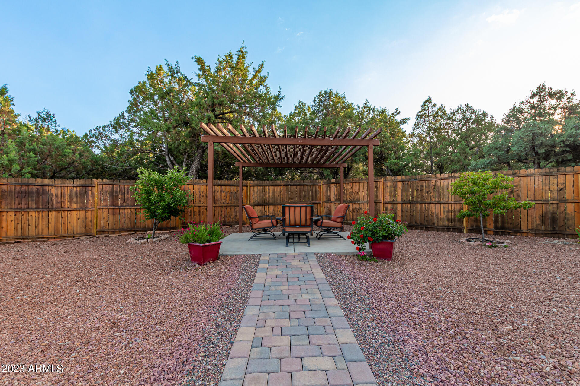 1700 W DAVIDSON Circle