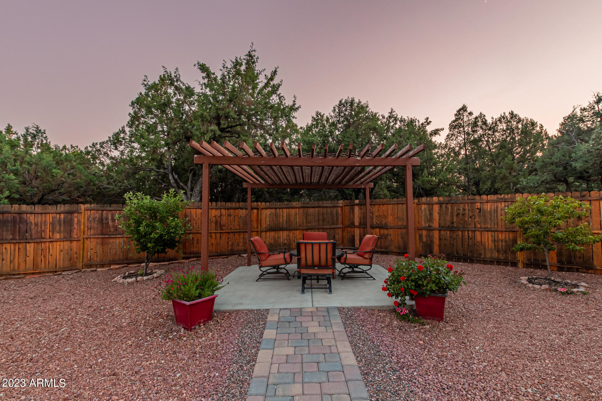 1700 W DAVIDSON Circle