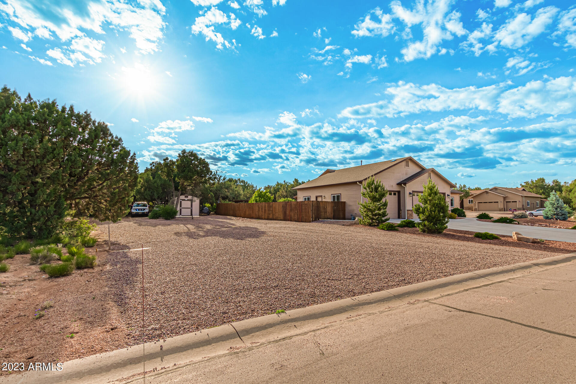 1700 W DAVIDSON Circle