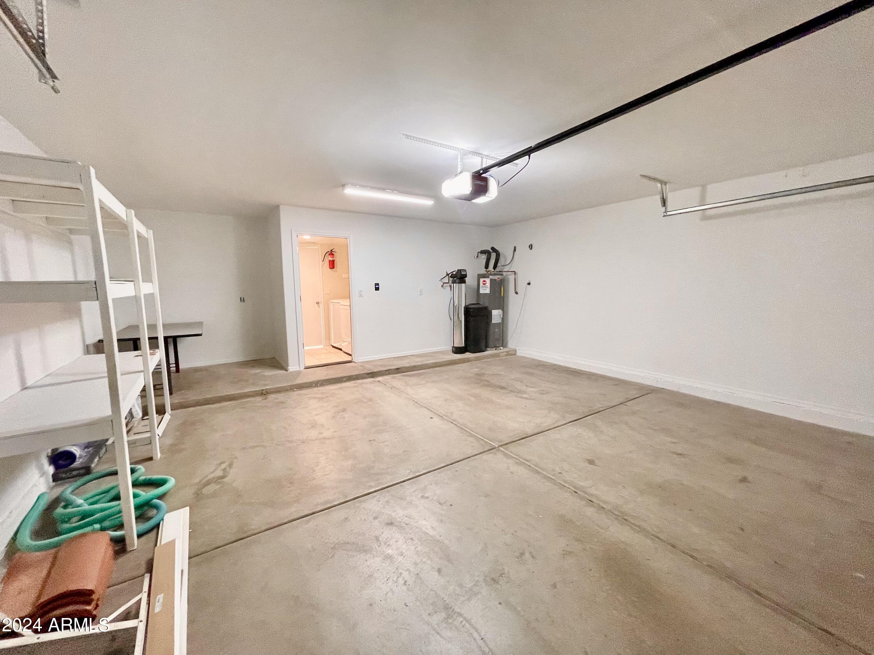 1335 E ANGELA Drive