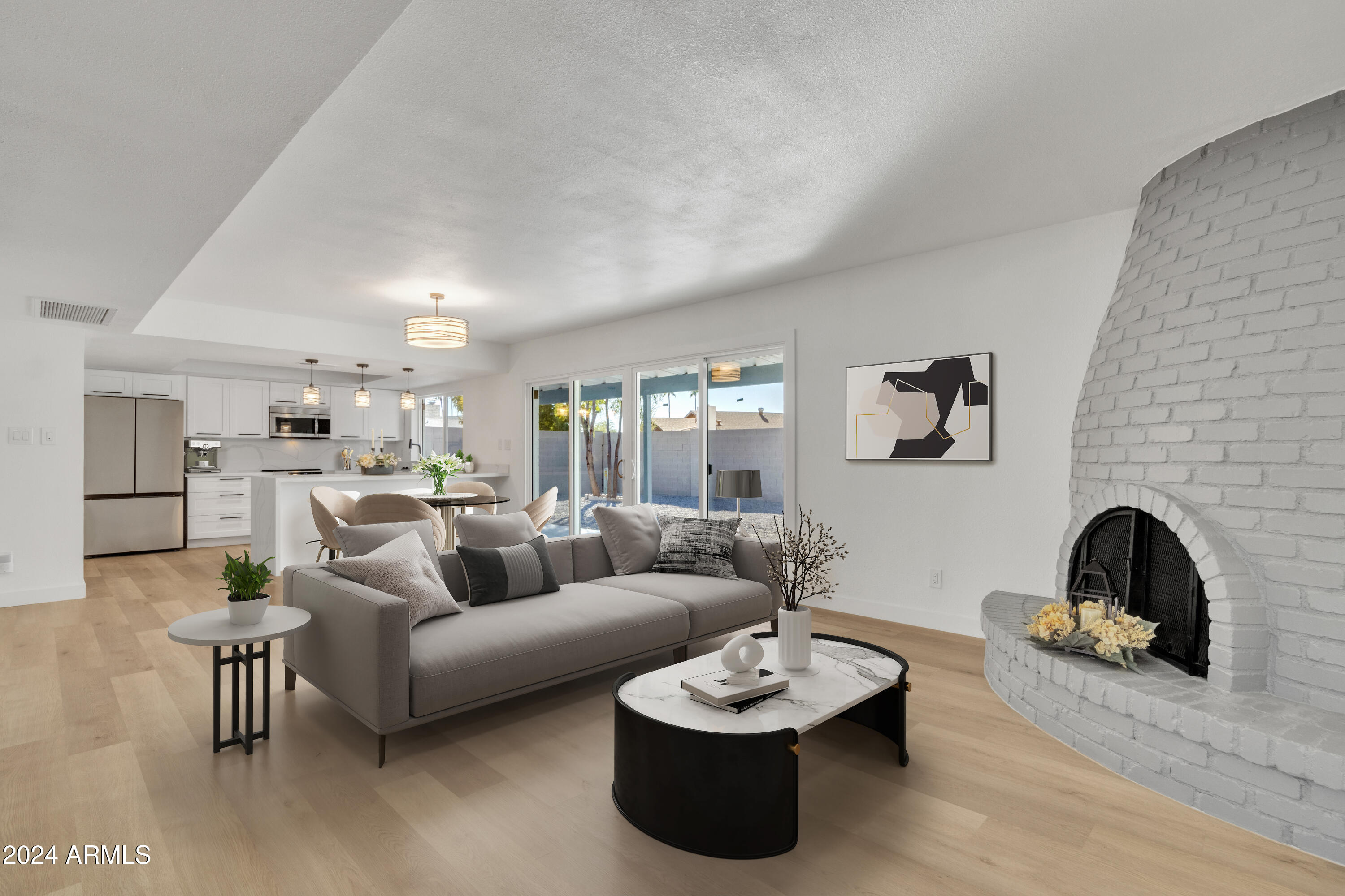 2214 S LAS FLORES --