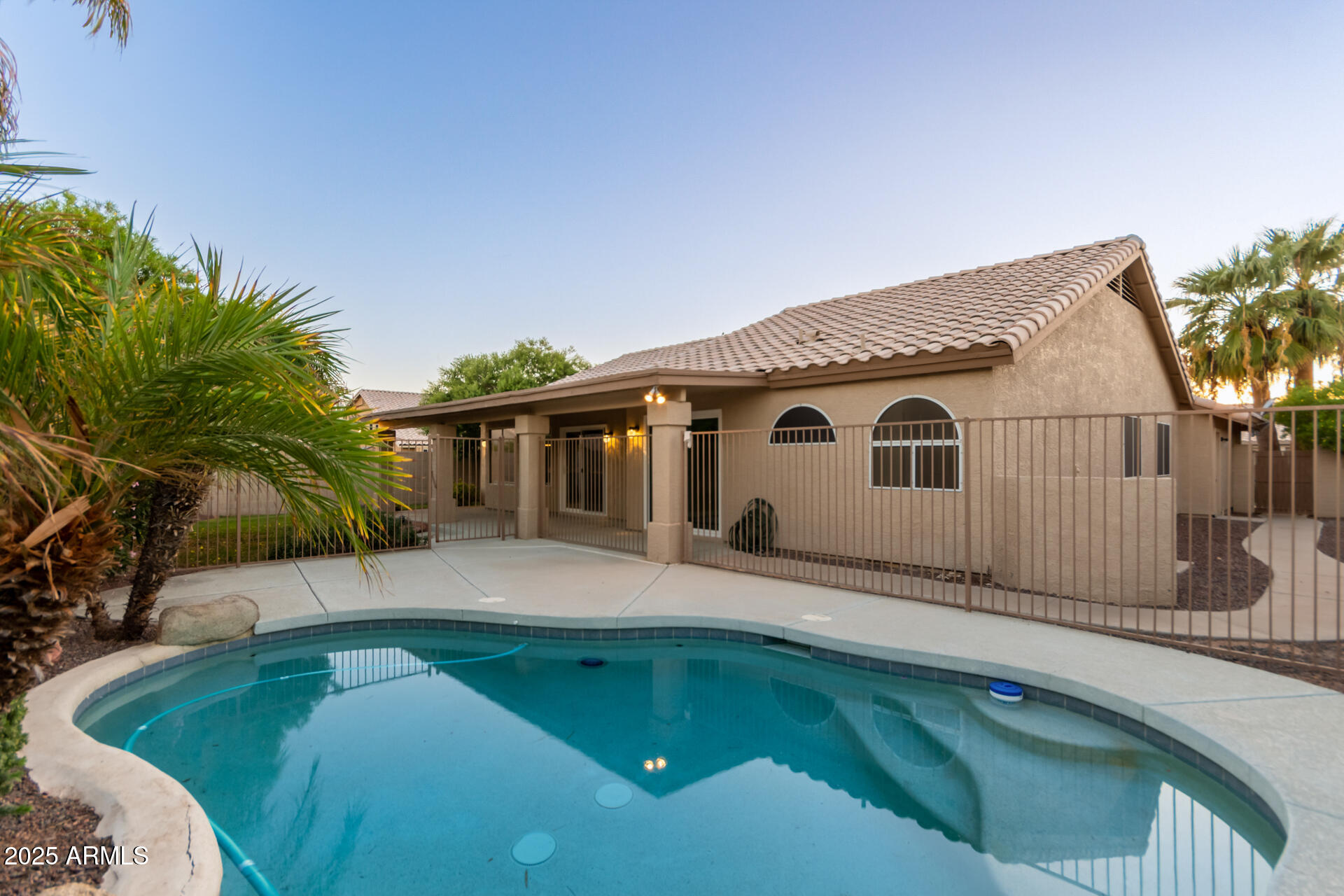 14829 N 41ST Place