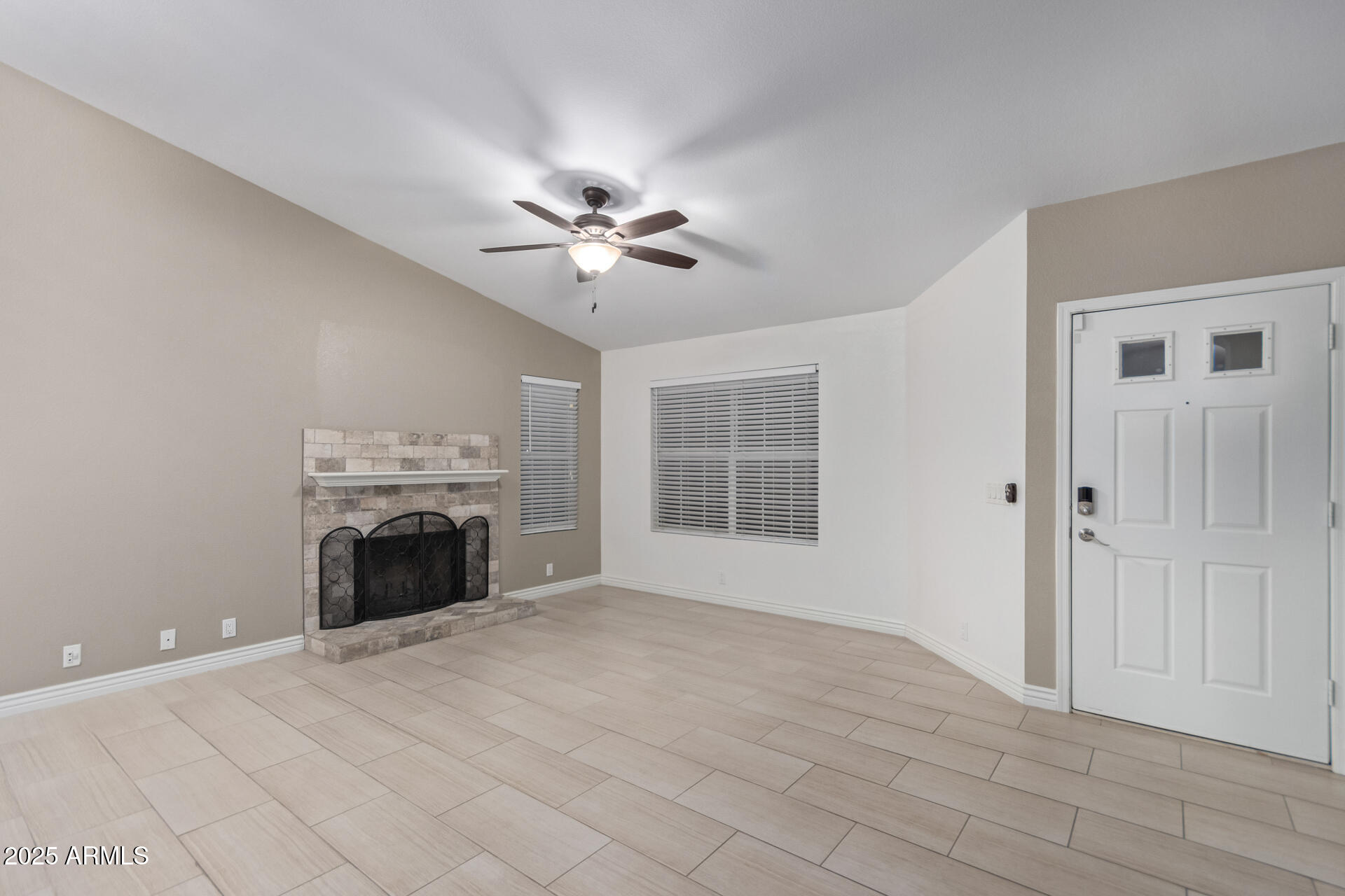 14829 N 41ST Place