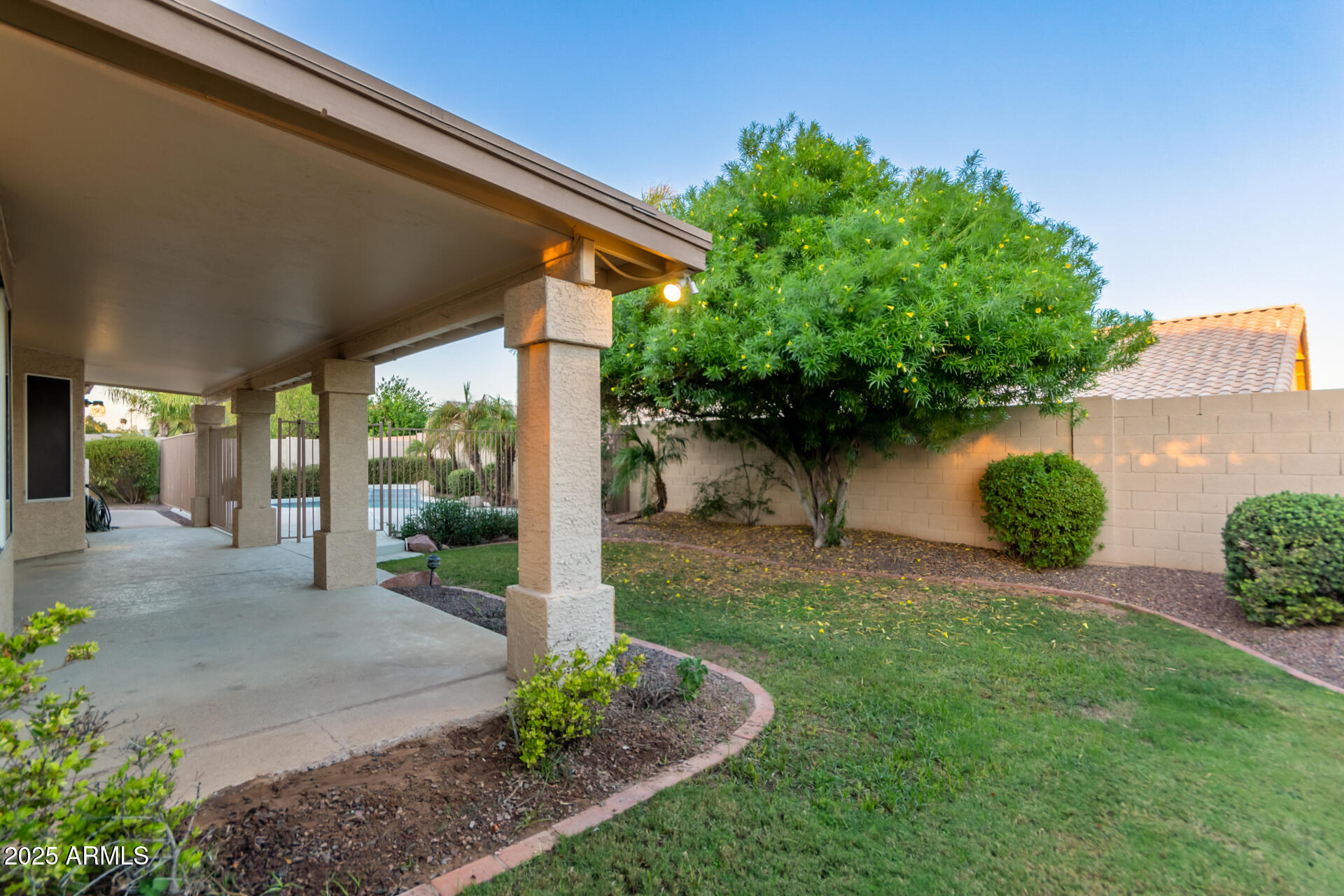 14829 N 41ST Place