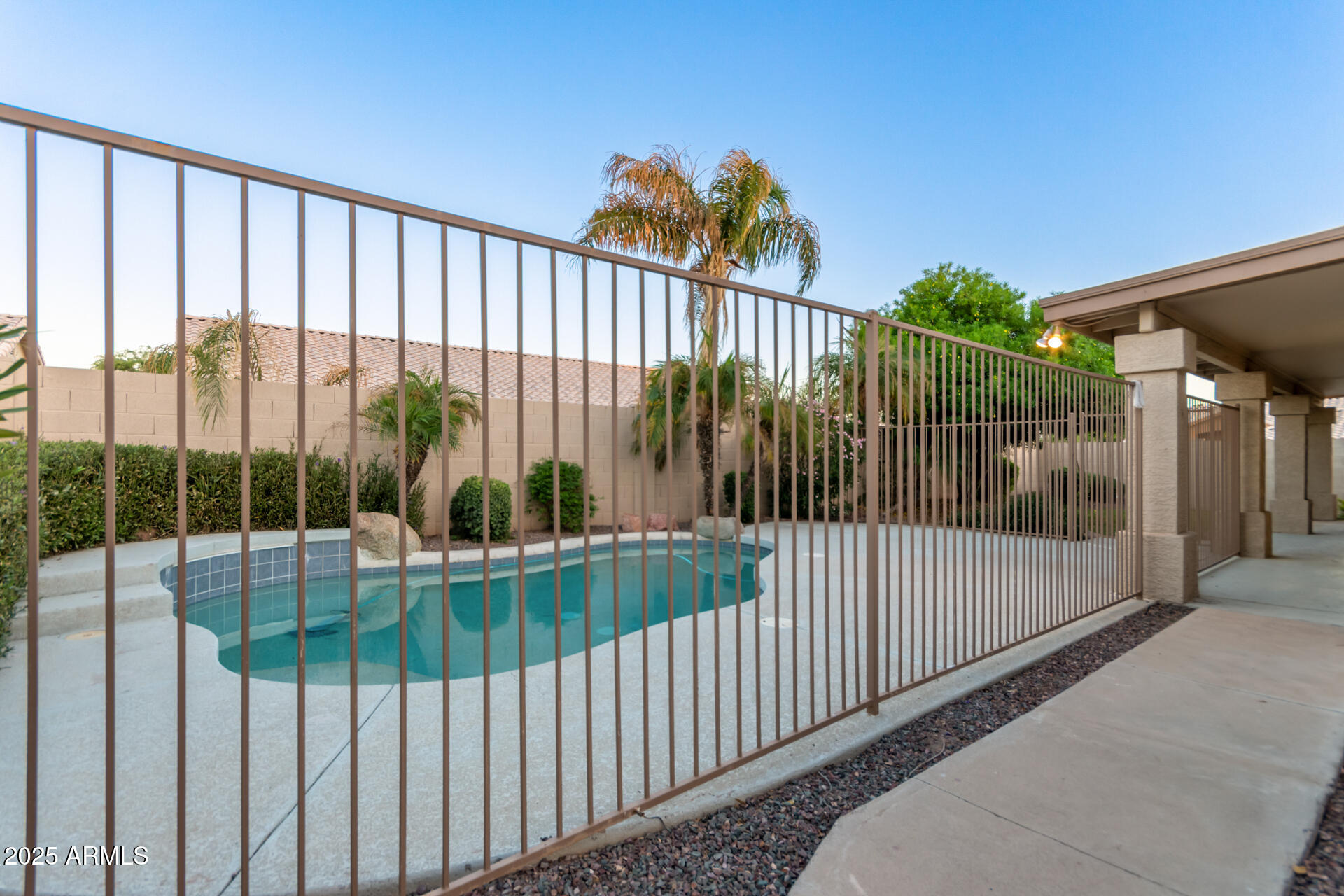 14829 N 41ST Place