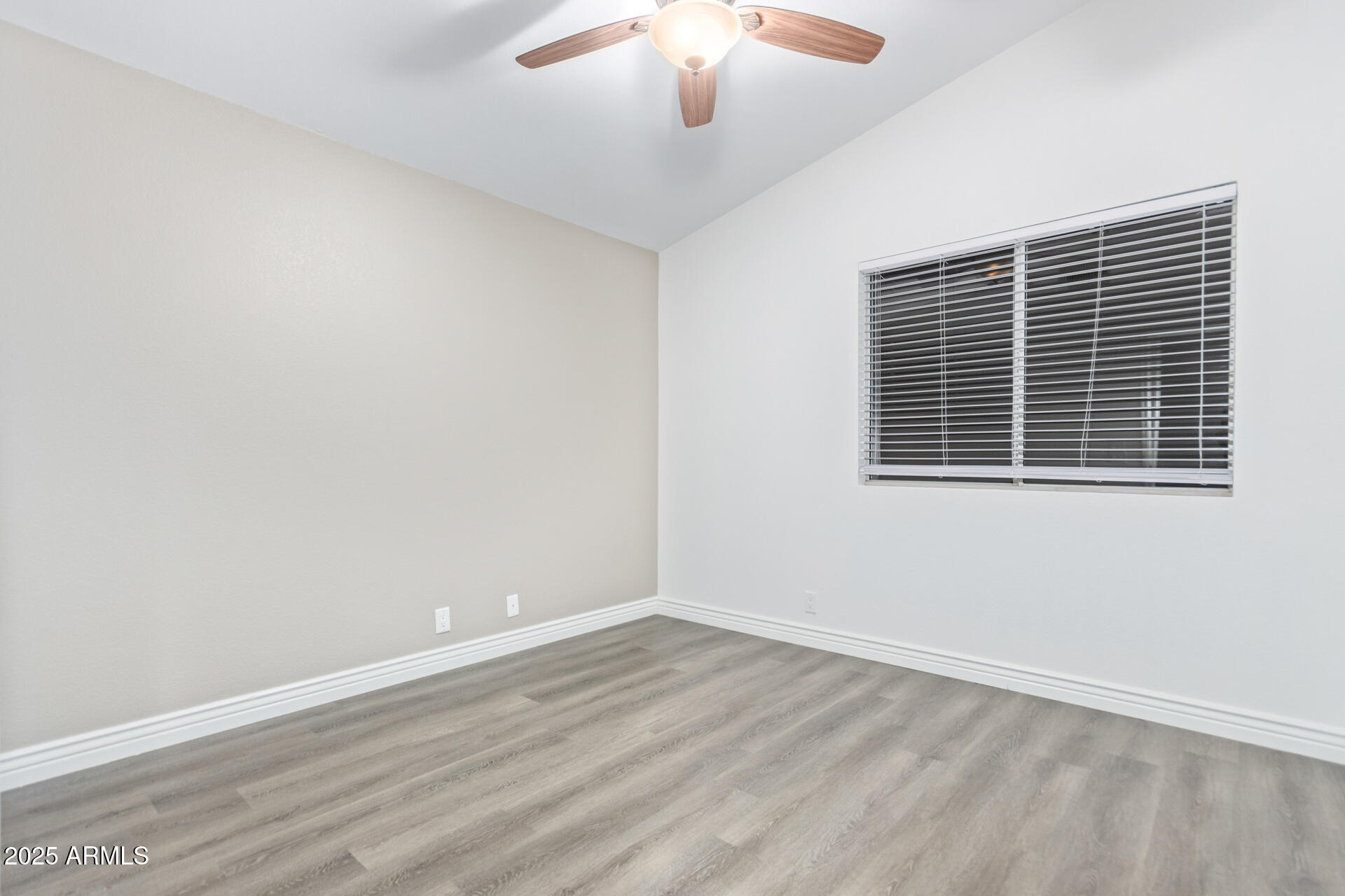 14829 N 41ST Place