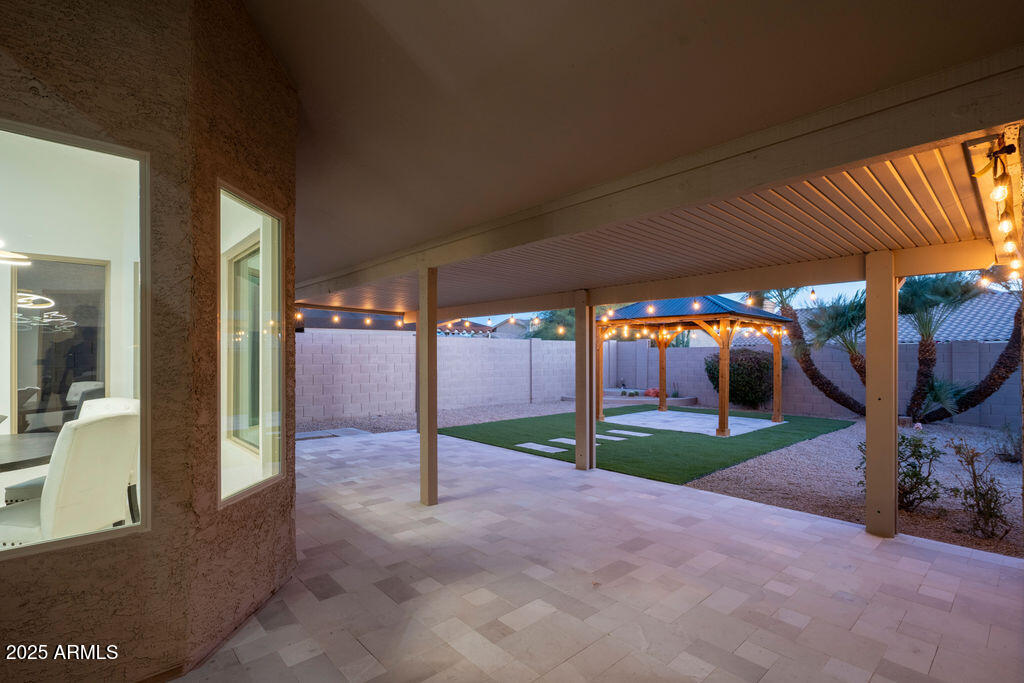 9439 E PALM TREE Drive