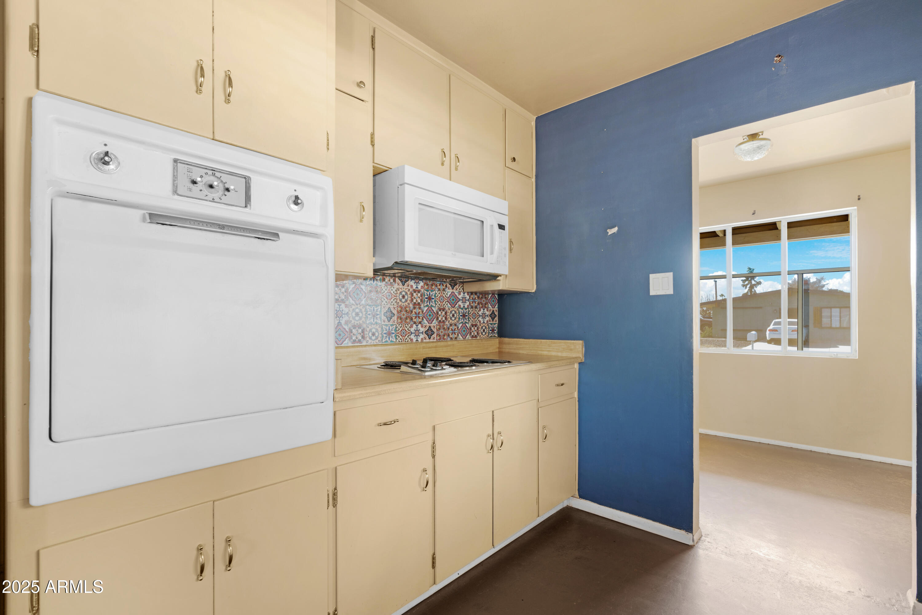 1434 N CASA GRANDE Avenue