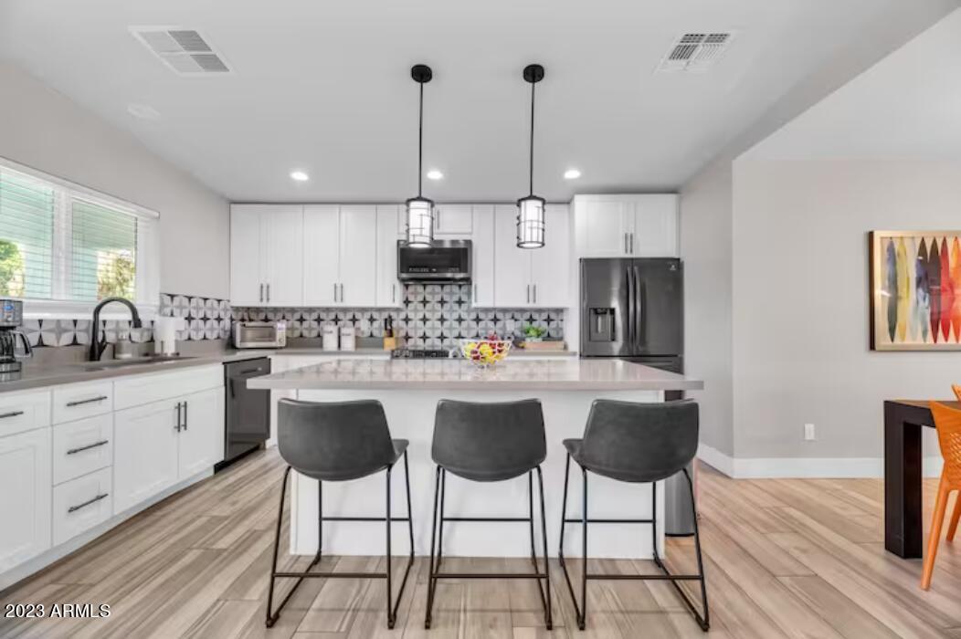 7810 E WILLETTA Street