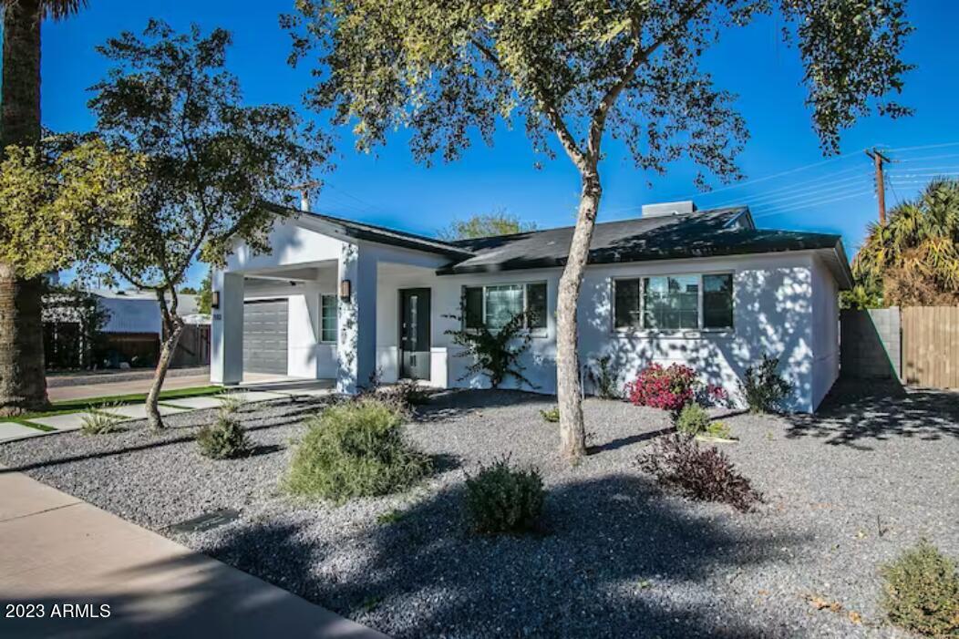 7810 E WILLETTA Street