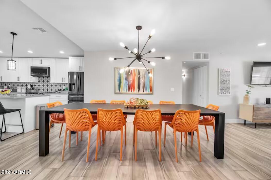 7810 E WILLETTA Street