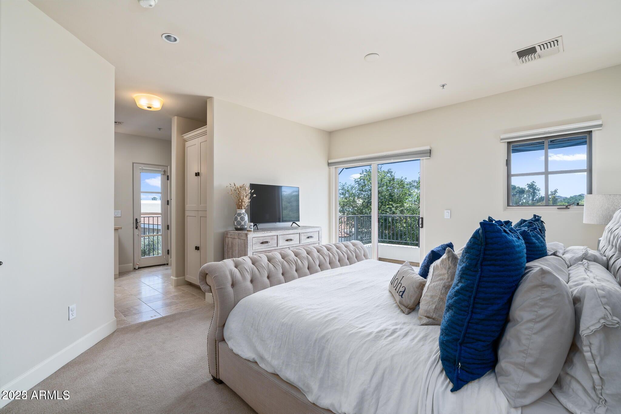 8333 E VIA PASEO DEL NORTE 1010