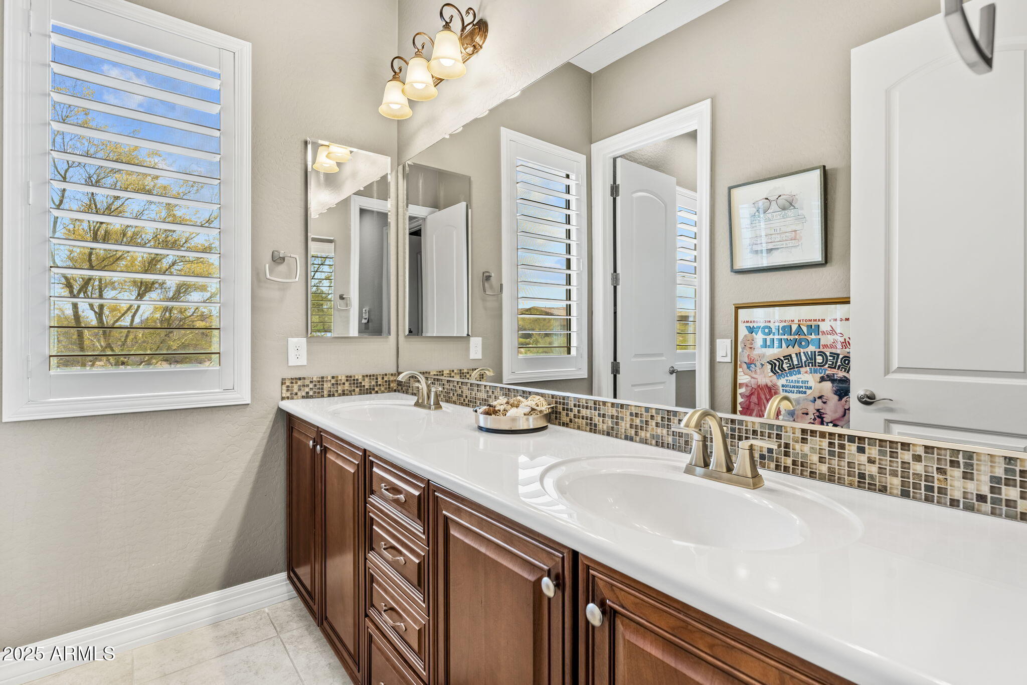 9936 E WINTER SUN Drive