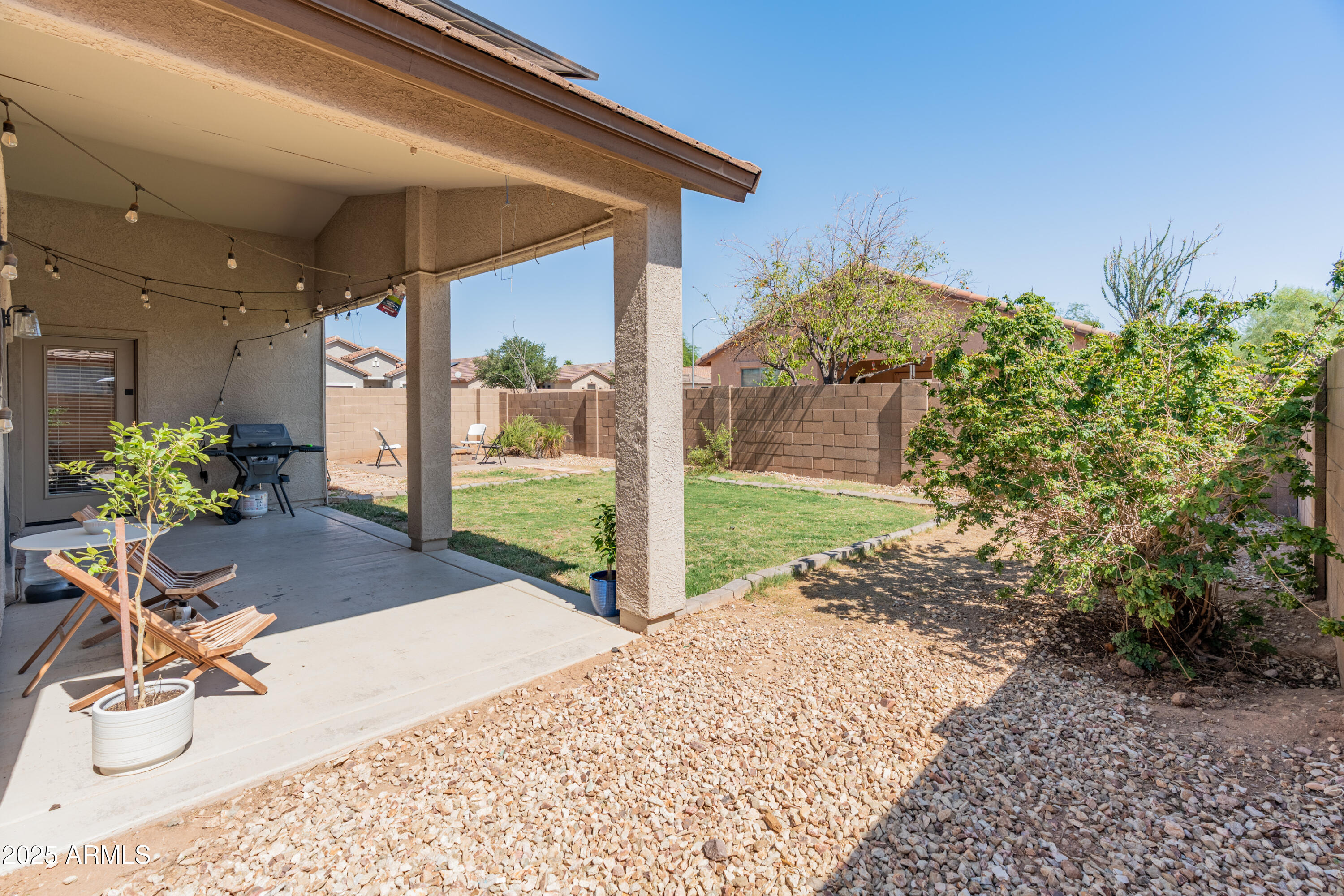 17056 W BRISTOL Lane