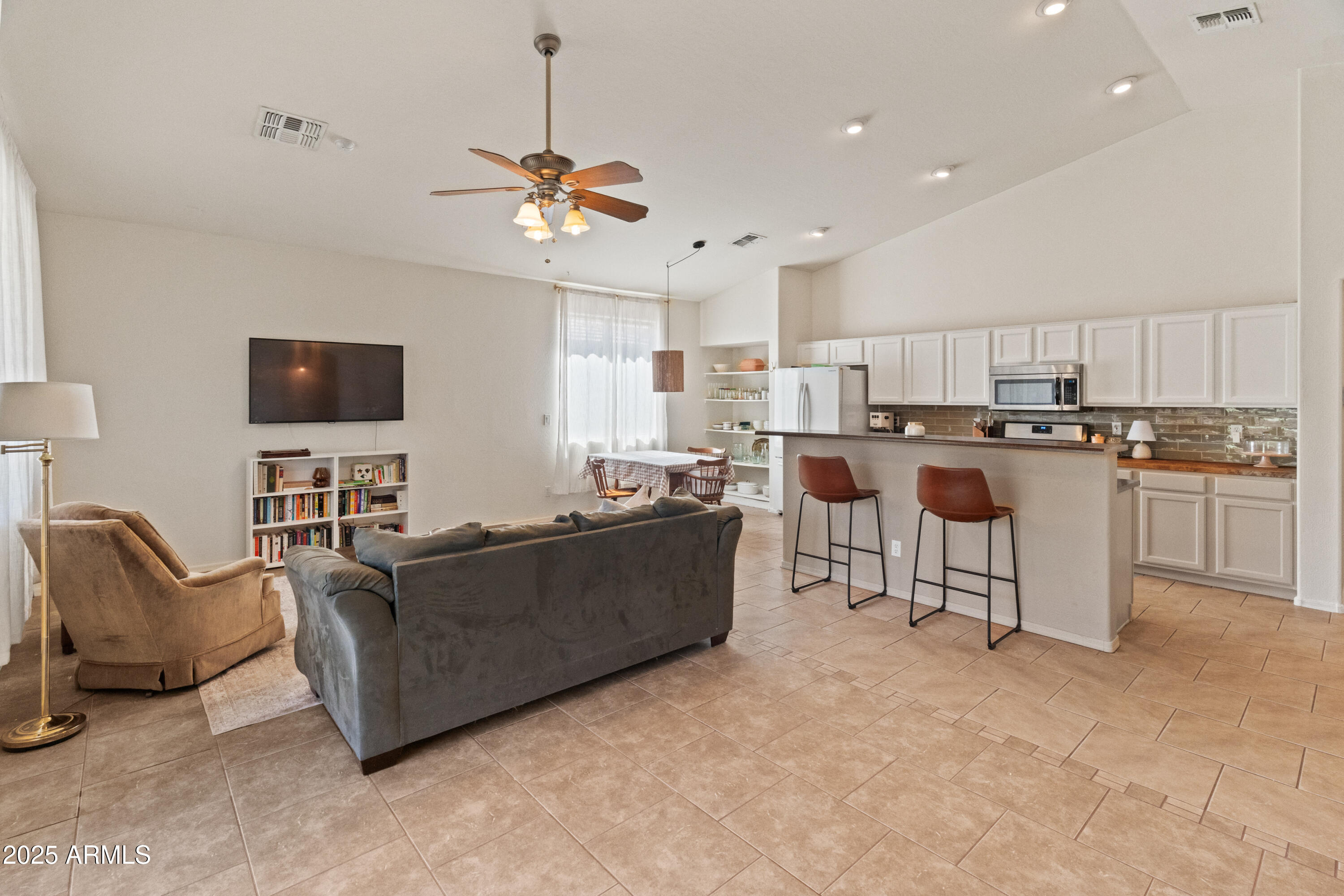 17056 W BRISTOL Lane