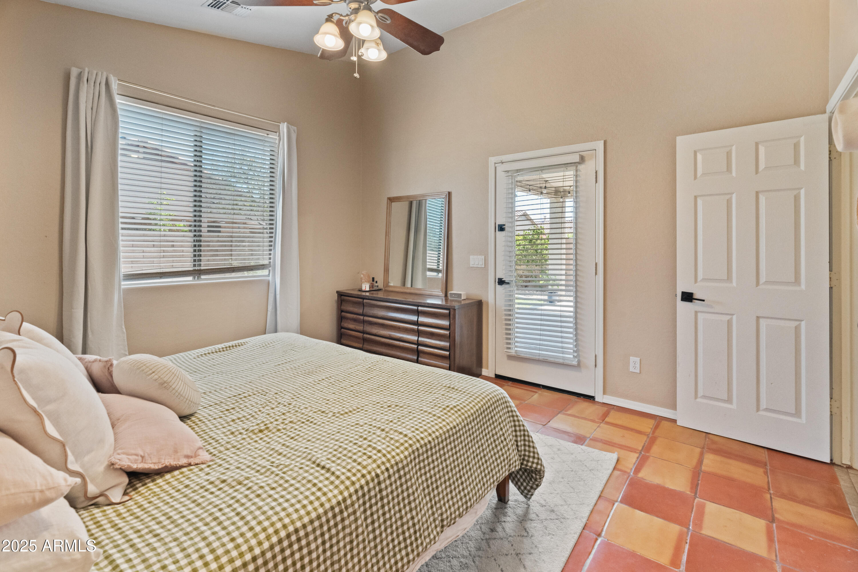 17056 W BRISTOL Lane