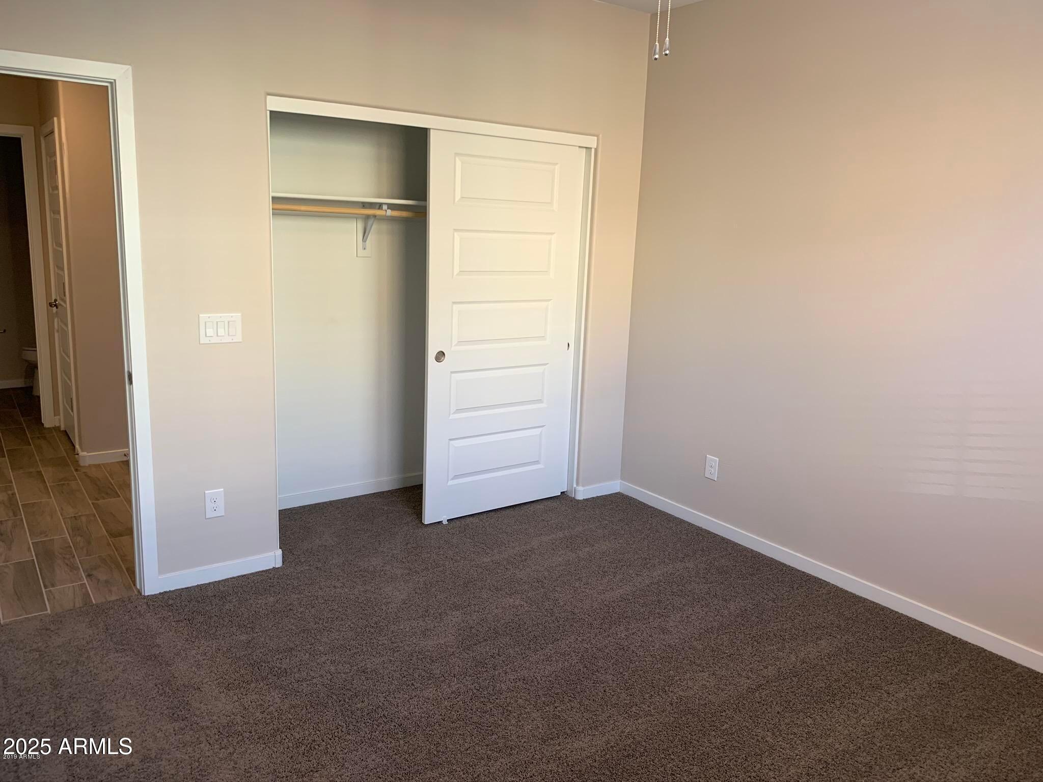 584 W WESTCHESTER Avenue