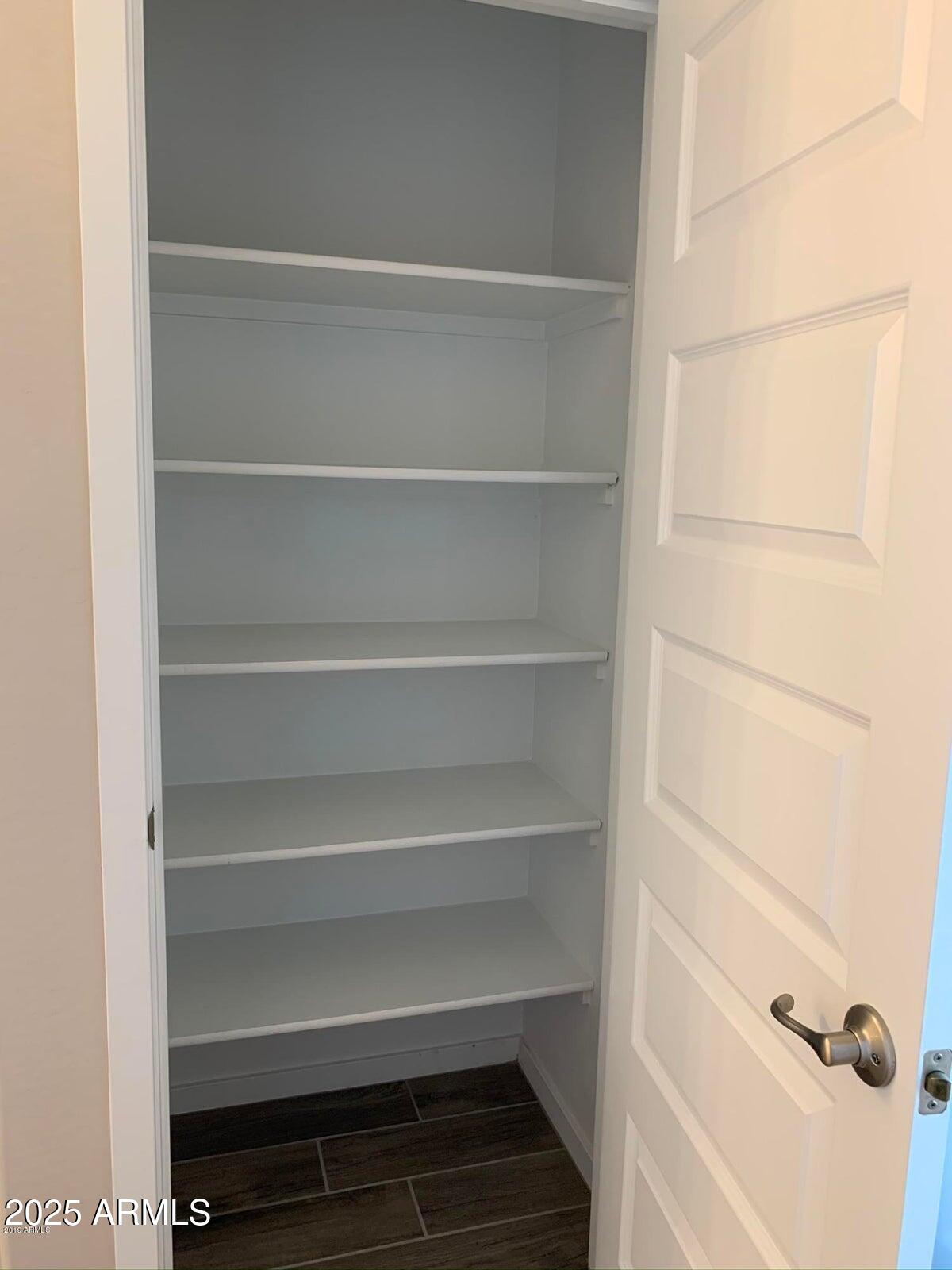 584 W WESTCHESTER Avenue