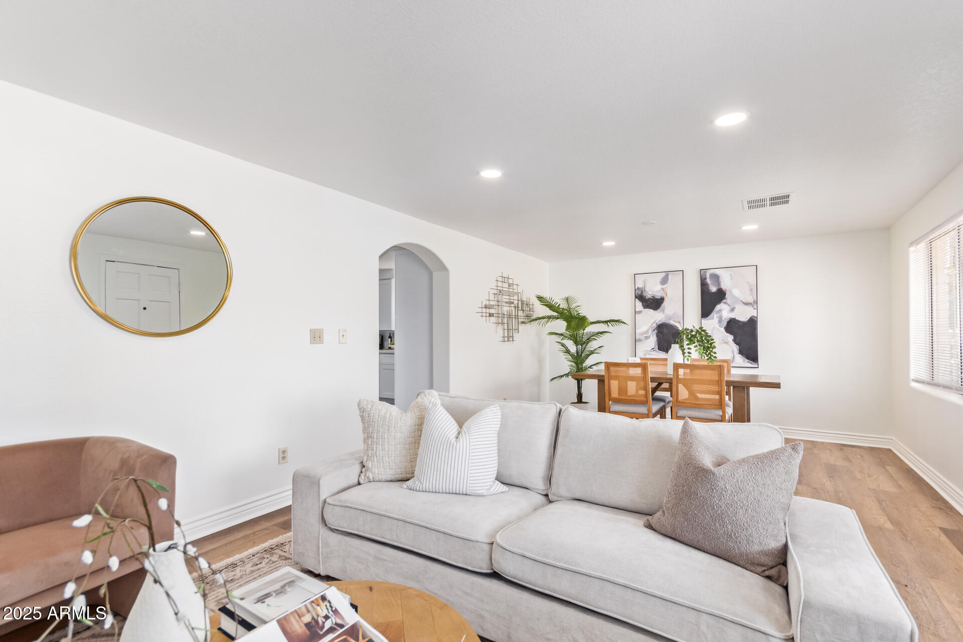 3513 W GRANADA Road