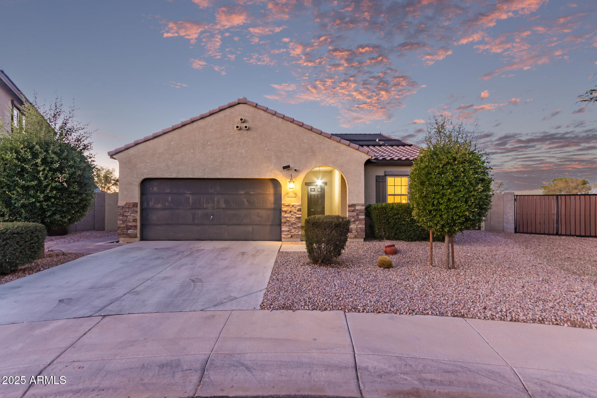 36812 W MATTINO Lane