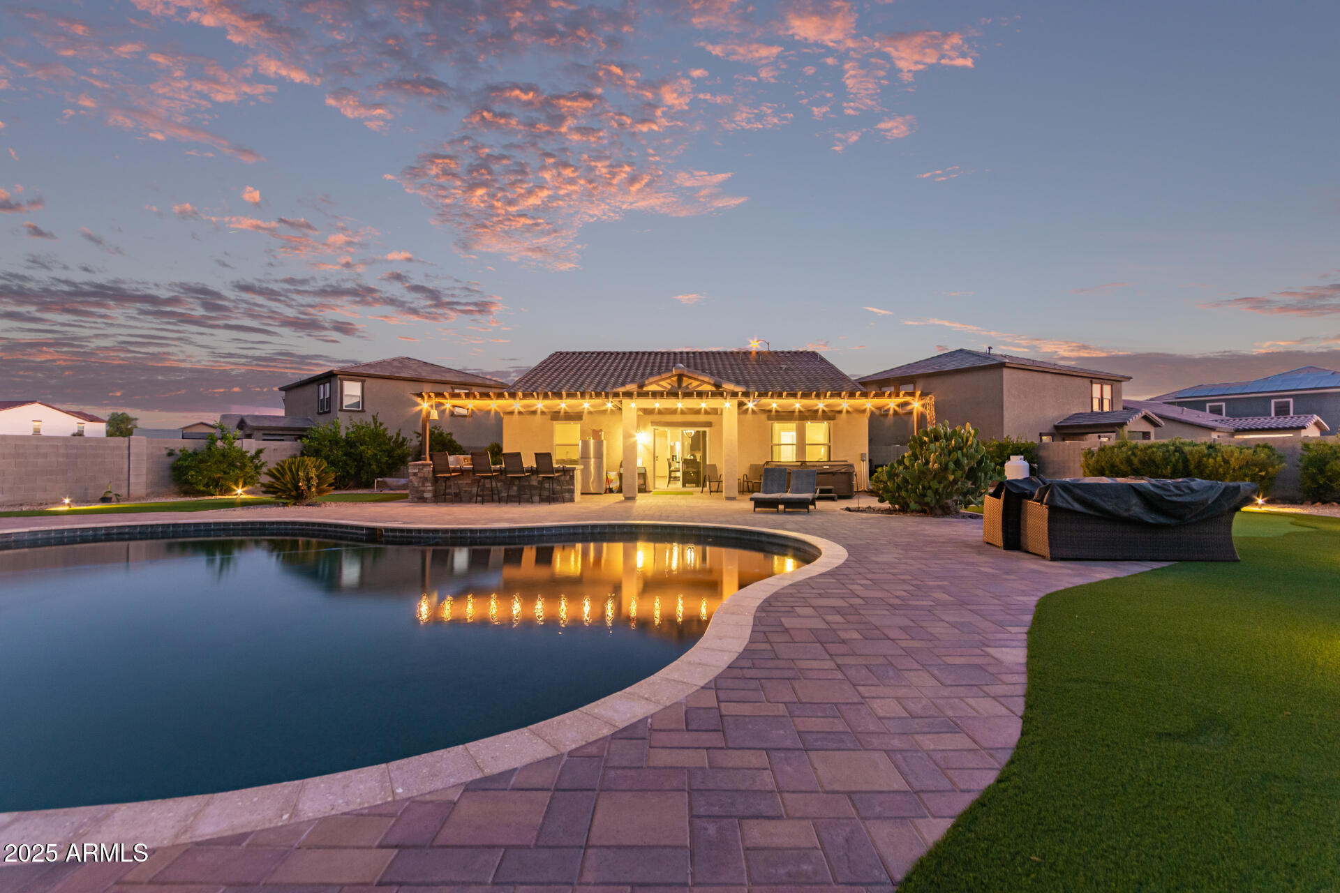 36812 W MATTINO Lane