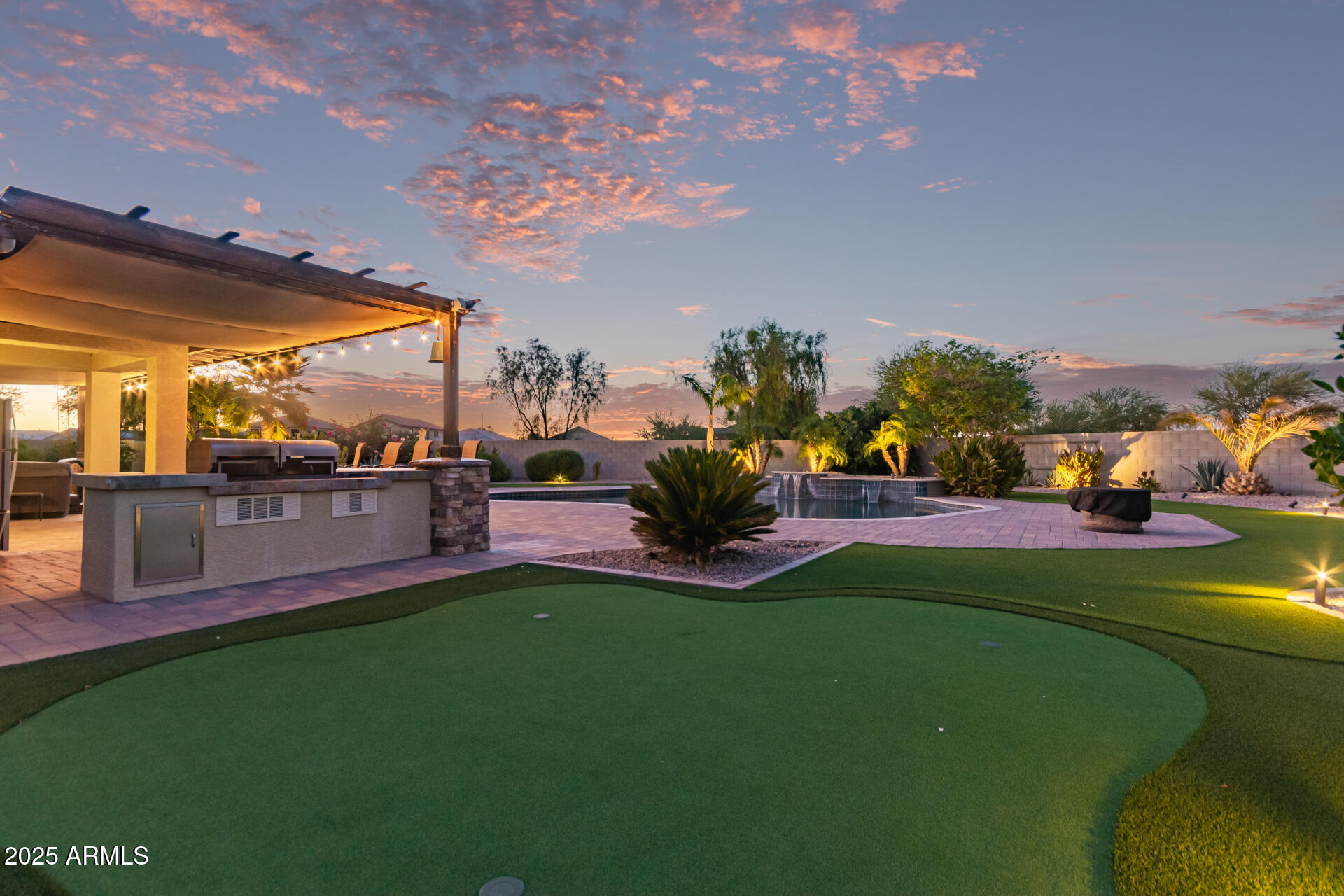 36812 W MATTINO Lane