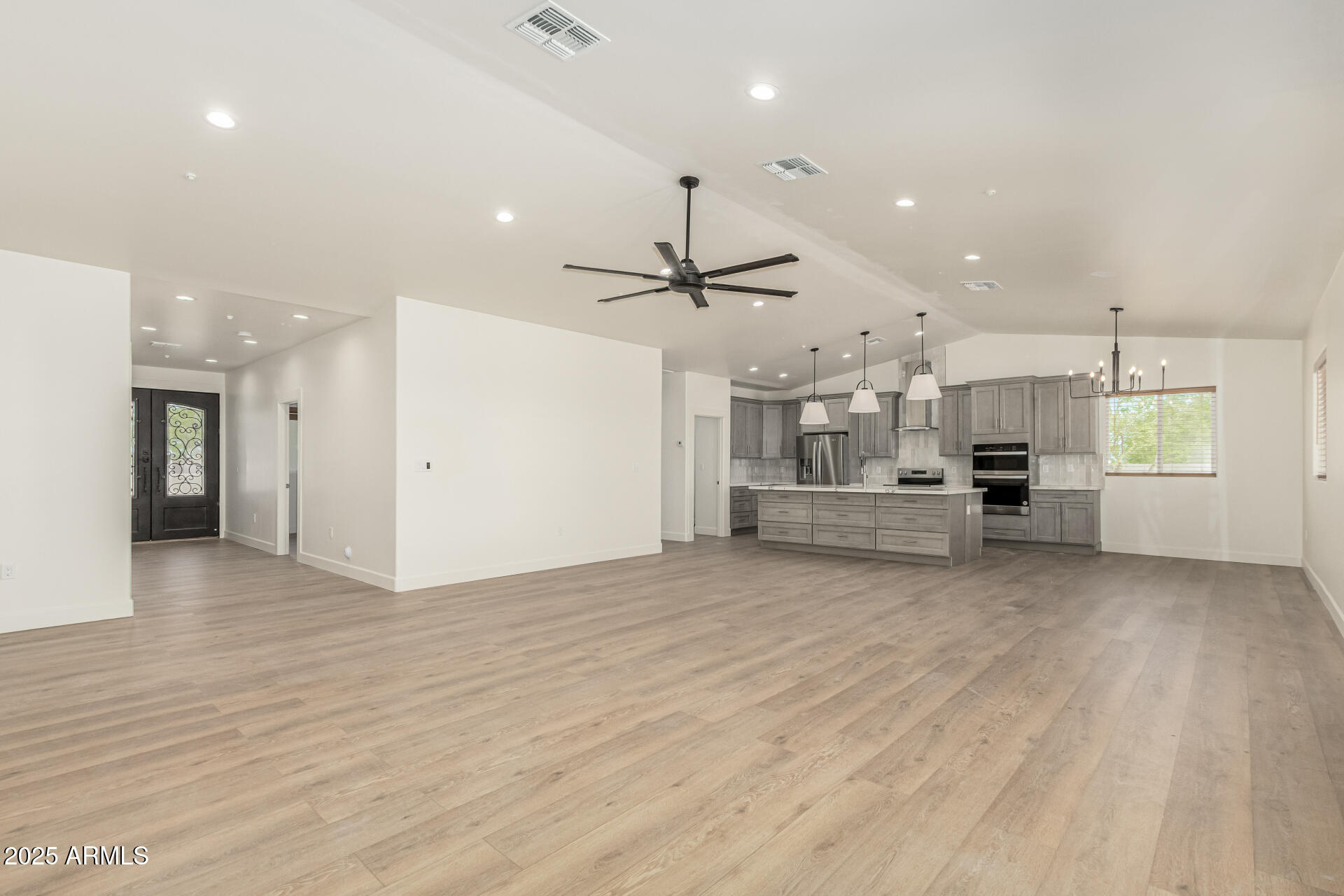 18215 W ENOCH Drive