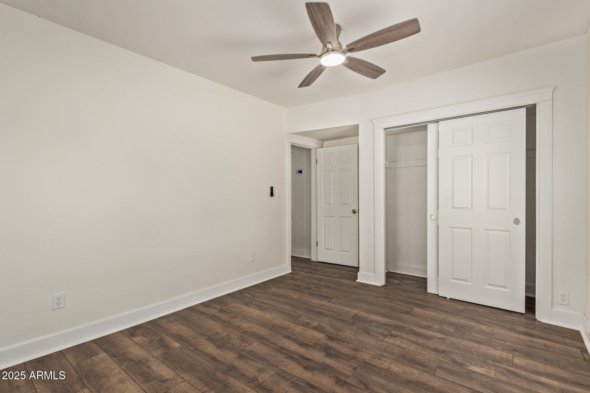 2112 N 24TH Place