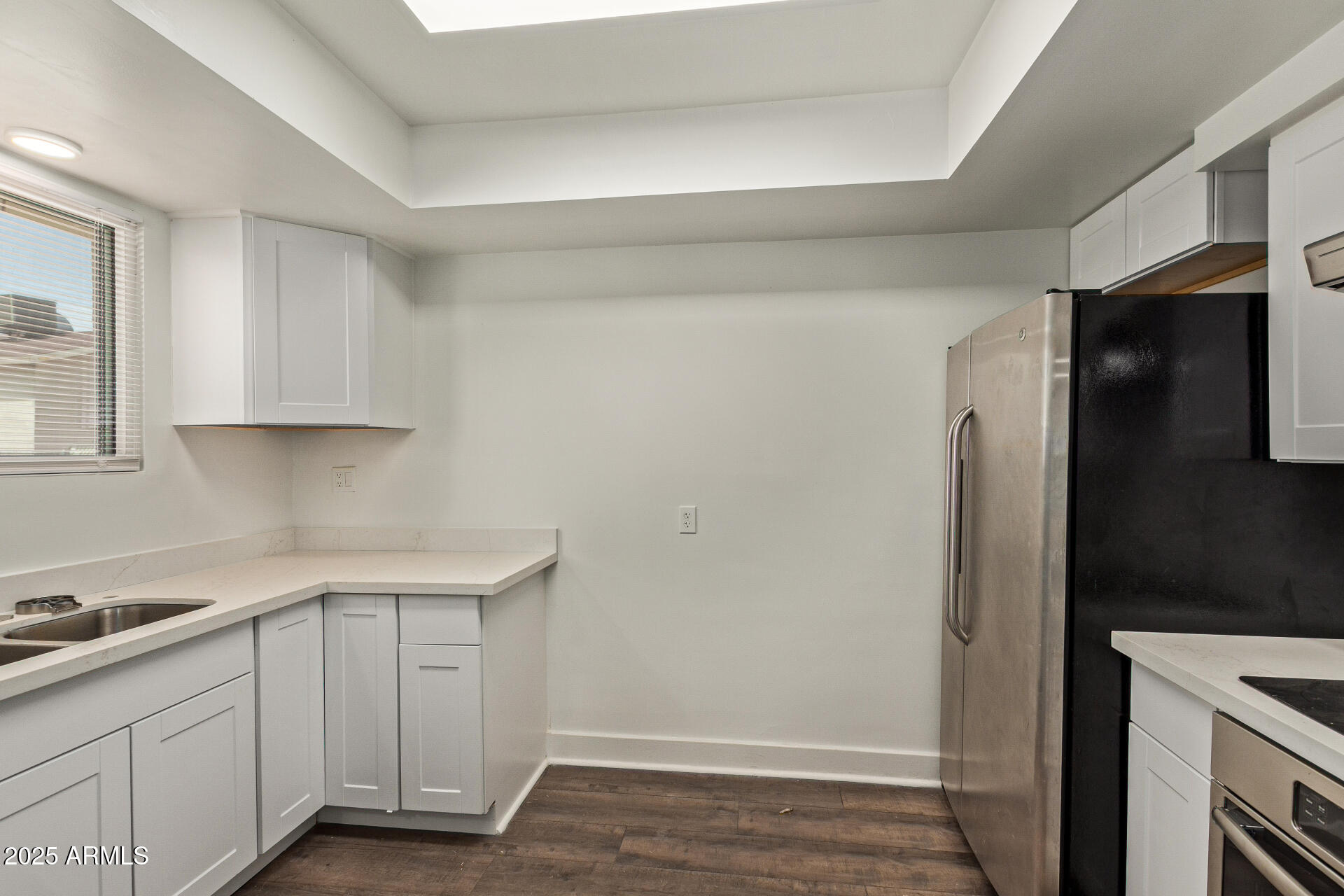 2112 N 24TH Place