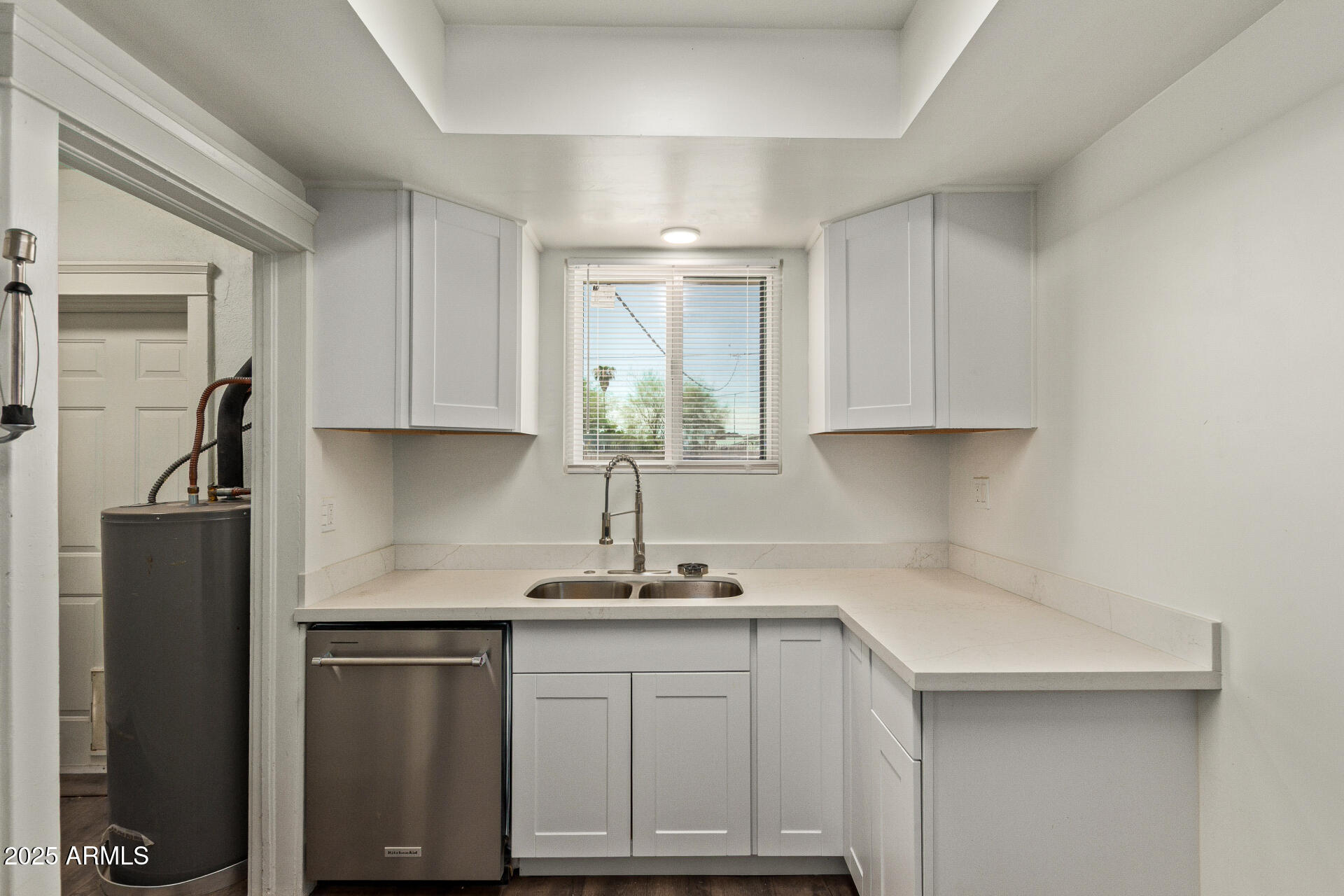2112 N 24TH Place