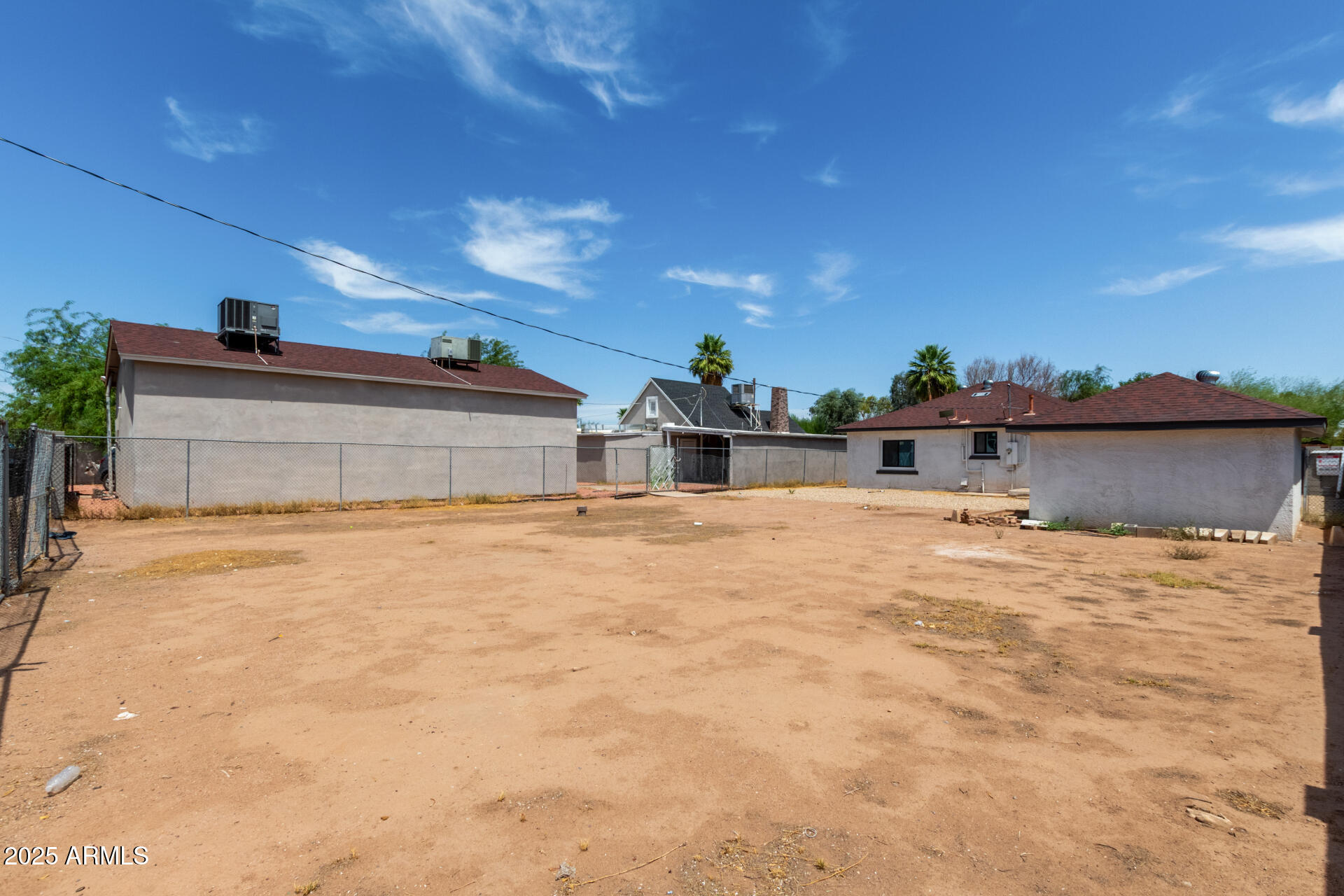 2112 N 24TH Place