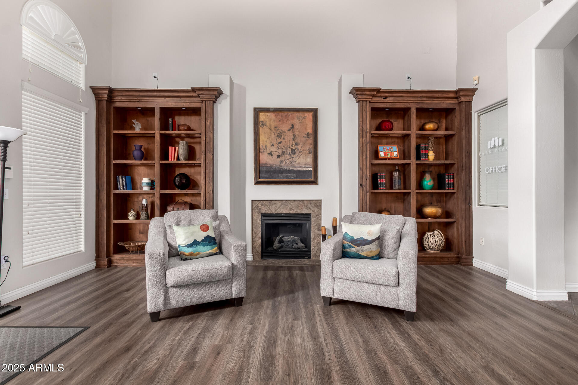 14575 W MOUNTAIN VIEW Boulevard, 11210