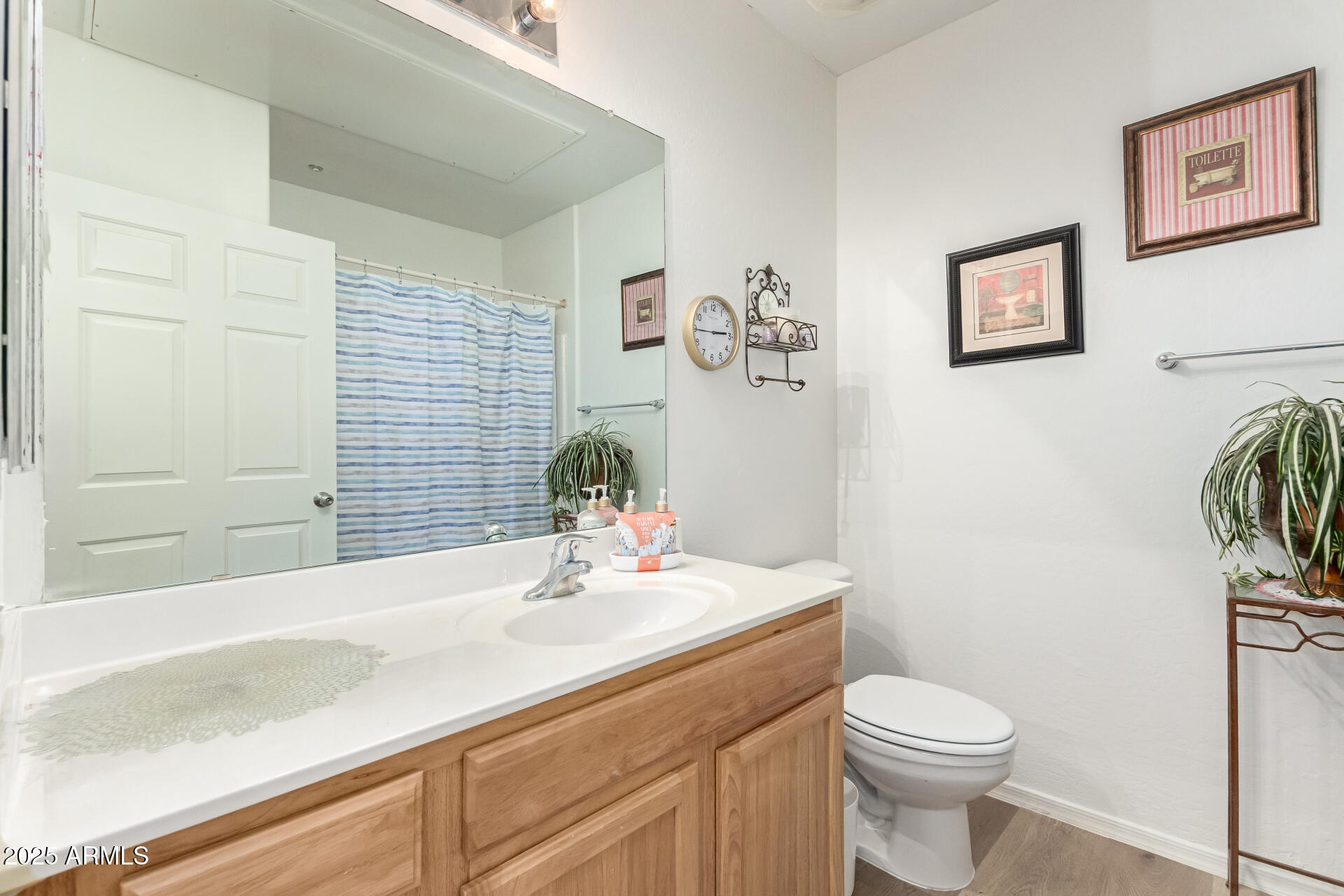 14575 W MOUNTAIN VIEW Boulevard, 11210