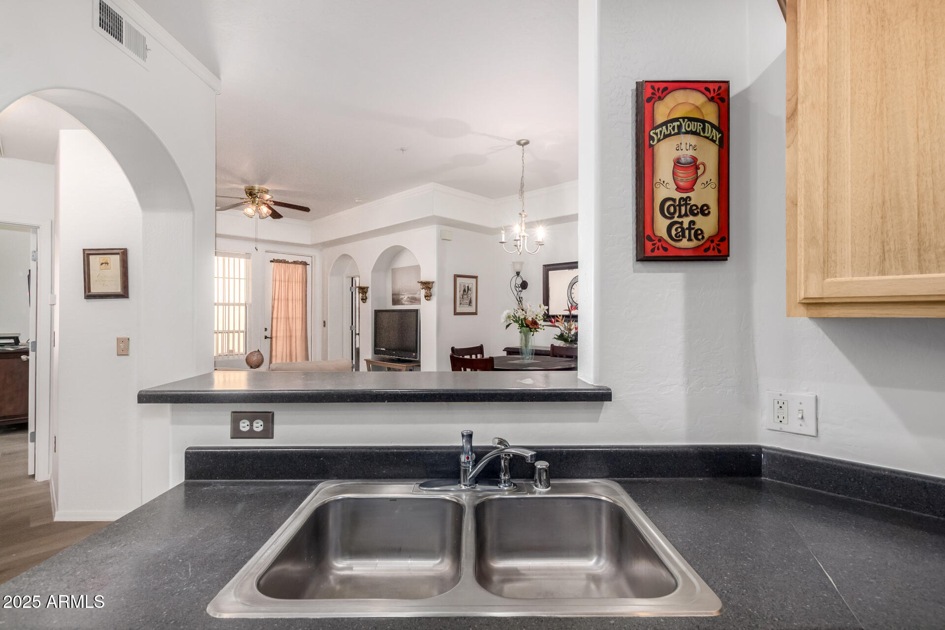 14575 W MOUNTAIN VIEW Boulevard, 11210