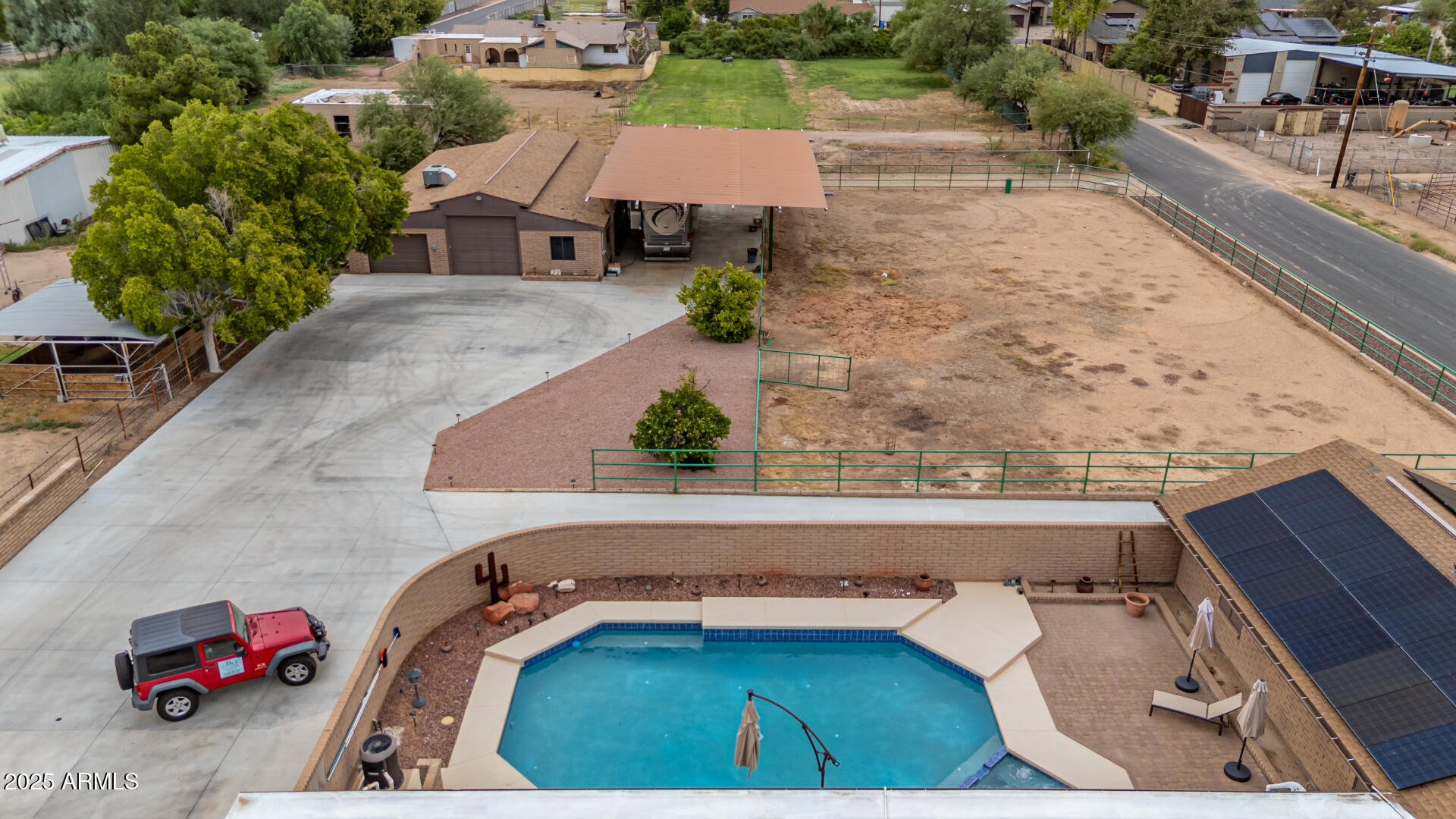 4102 W ACOMA Drive