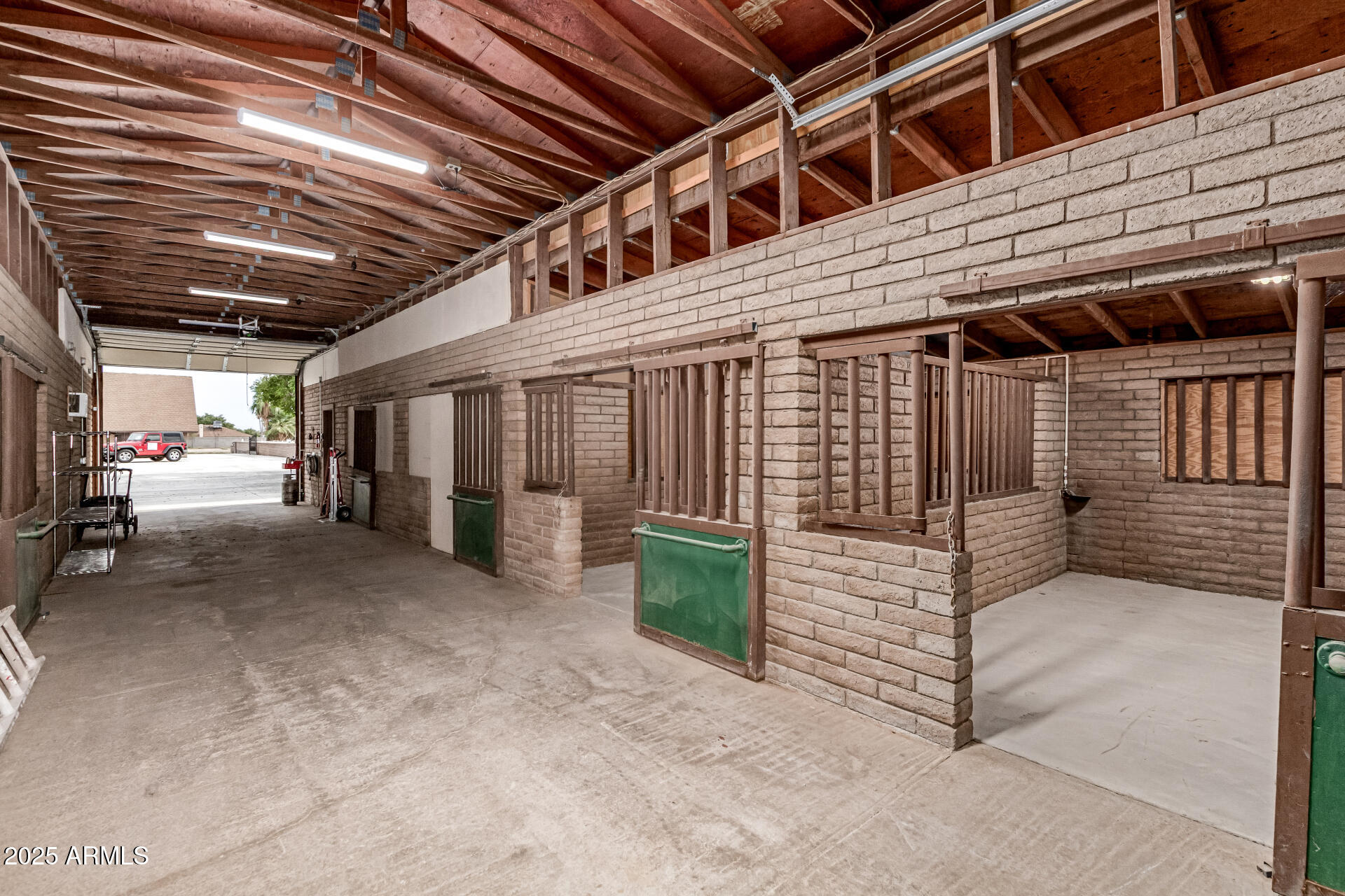 4102 W ACOMA Drive