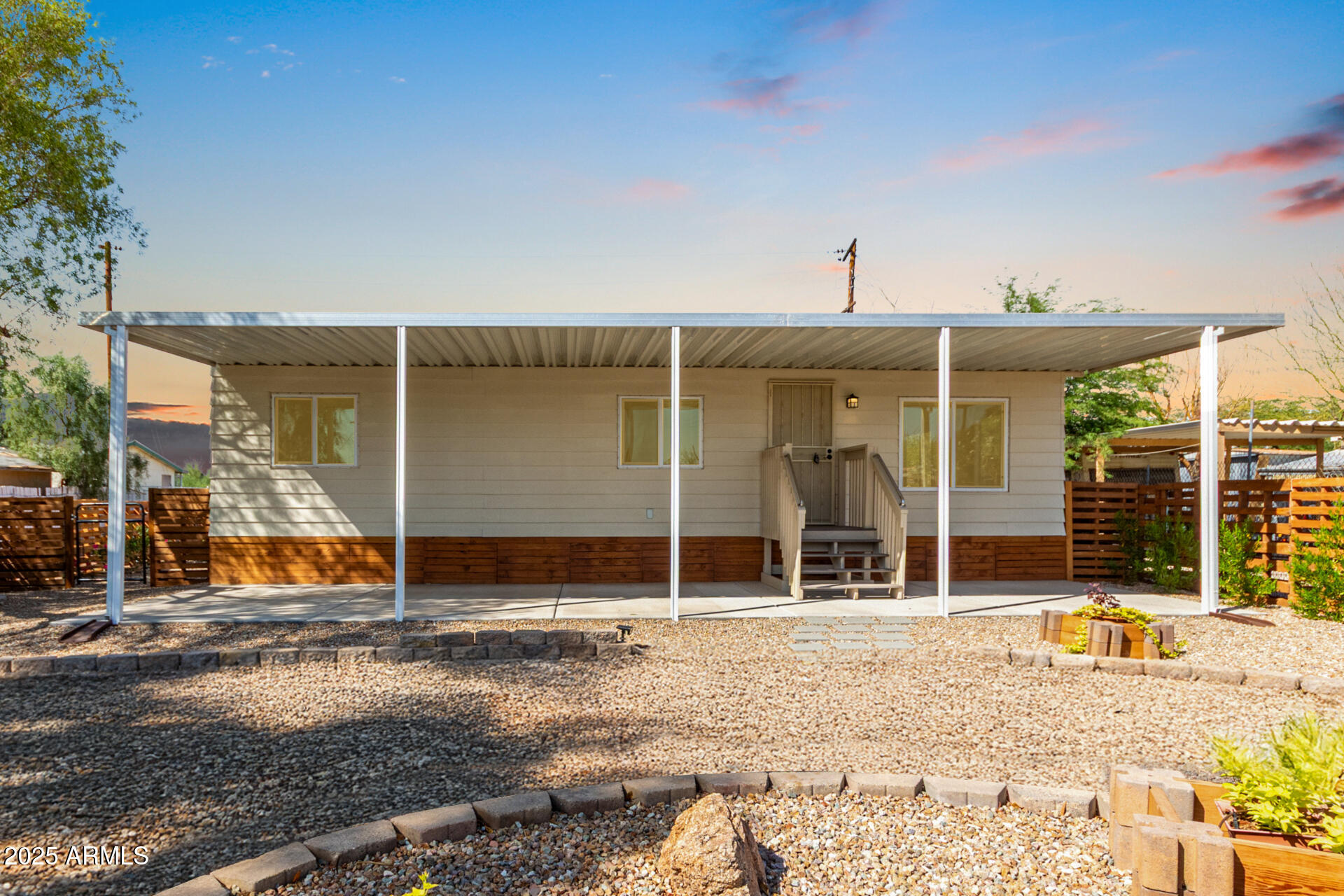 9710 E BAYWOOD Avenue