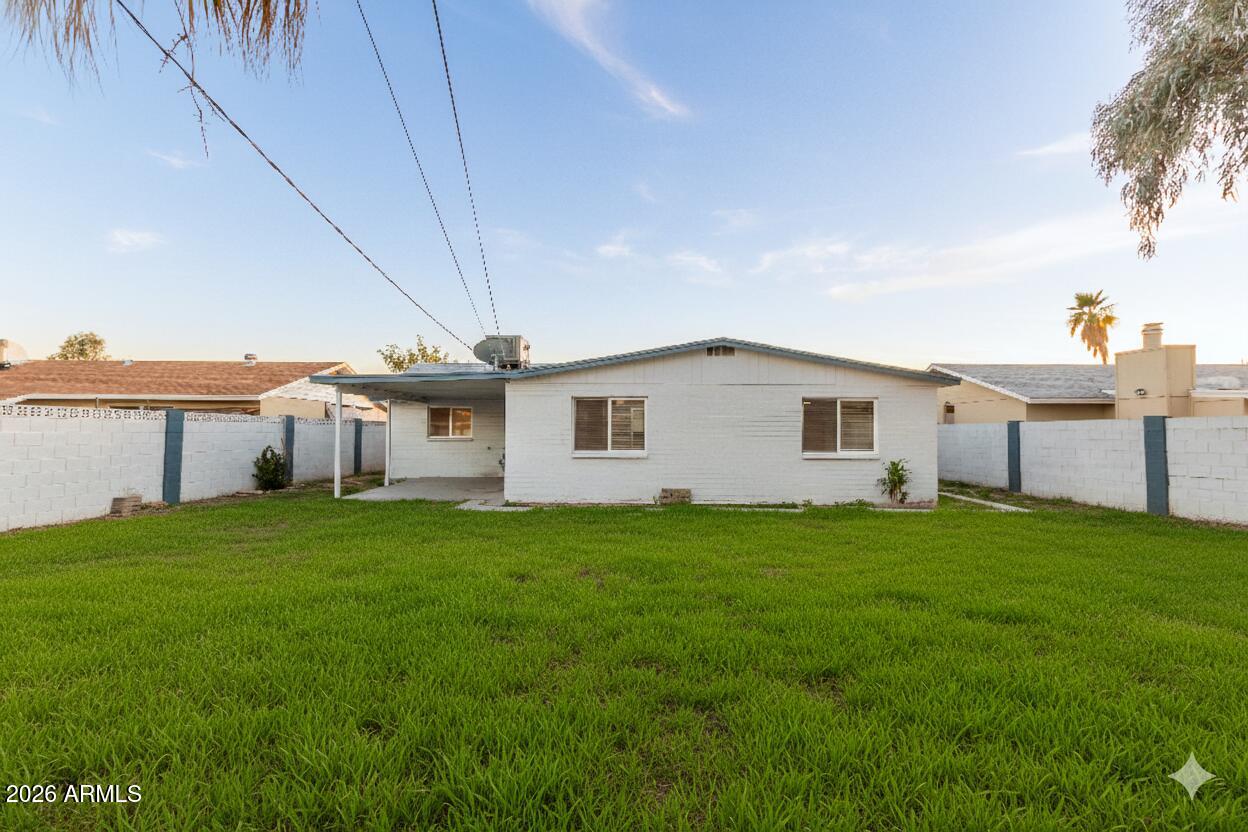 4938 W MCLELLAN Road